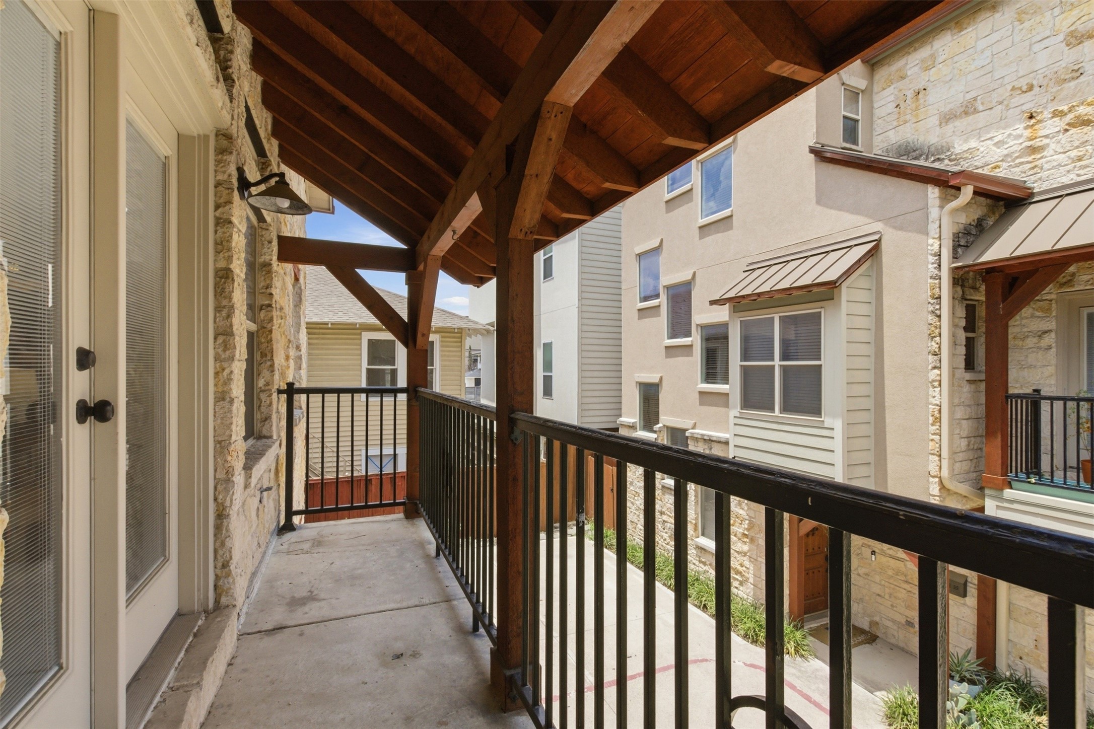 1715 Lewis Court