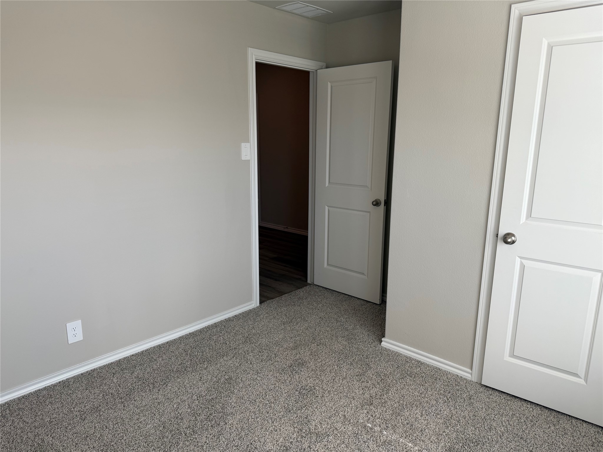 16525 Hudson Prairie Way