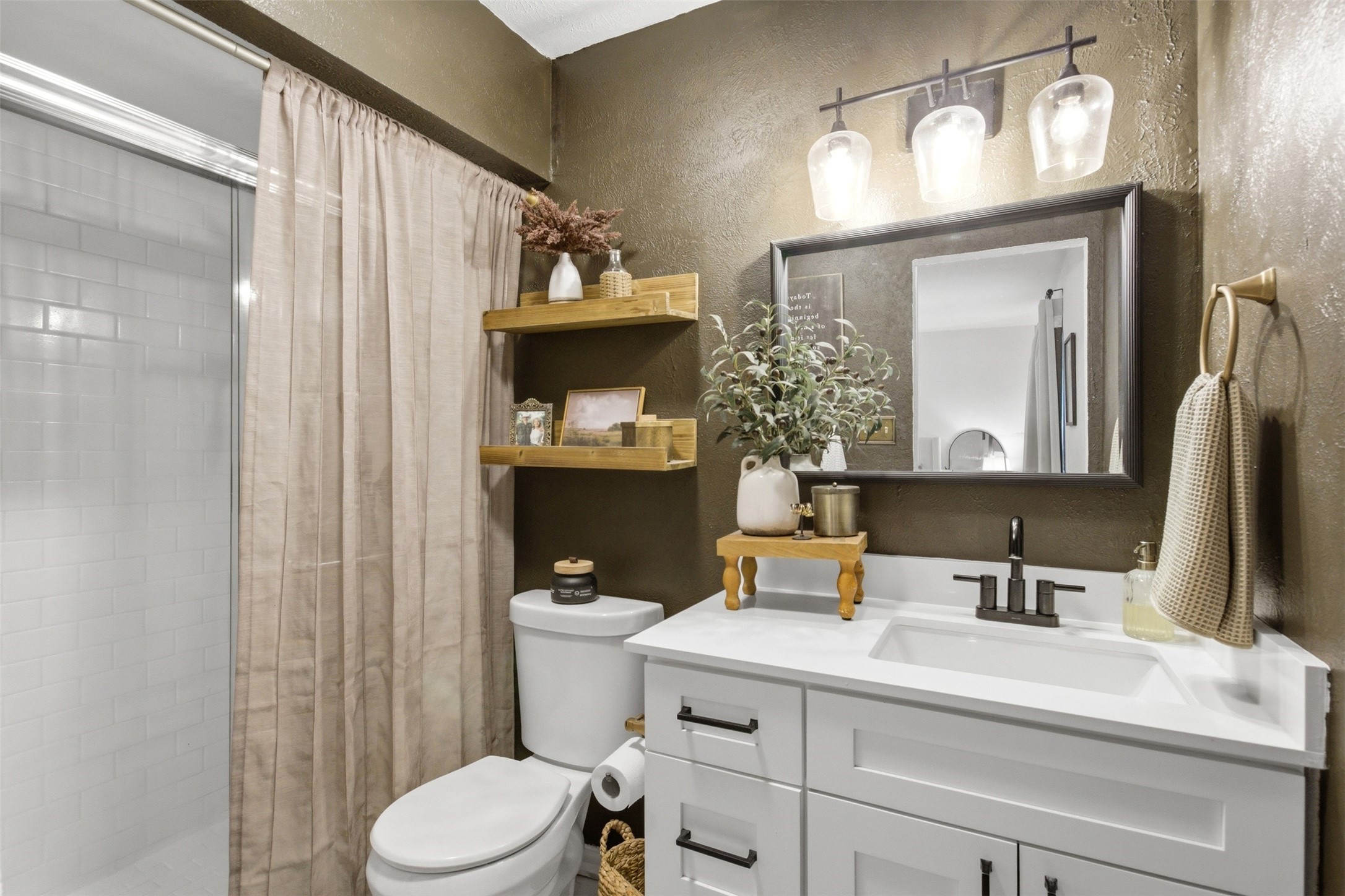 500 Elderwood Trail