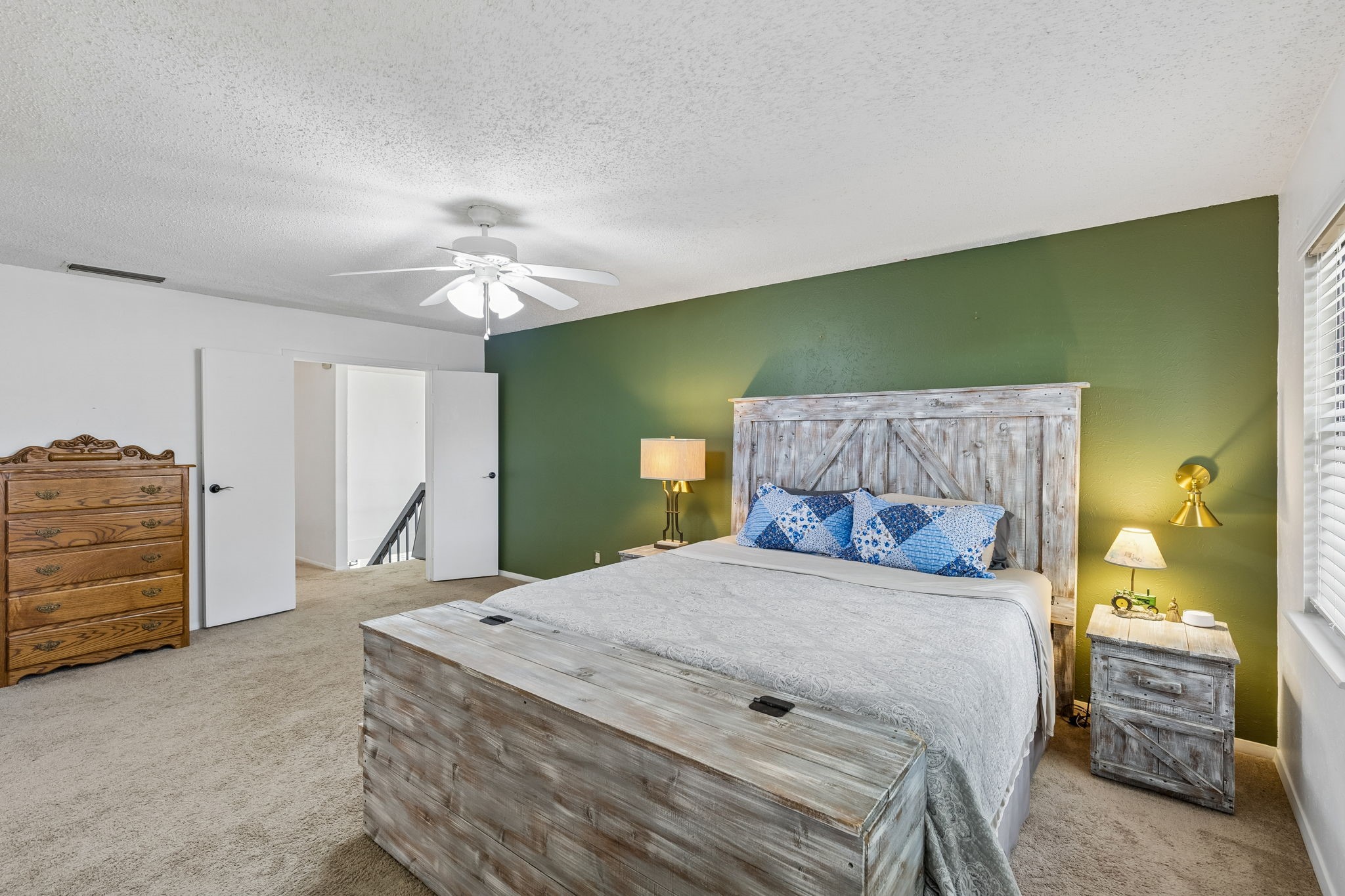 3437 Castle Rock Lane