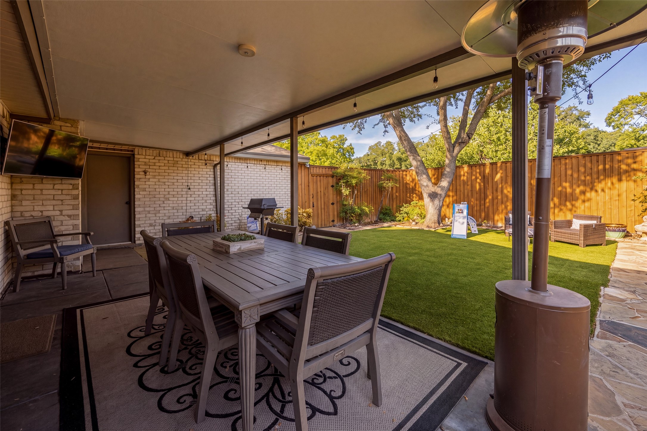 10945 Middle Knoll Drive