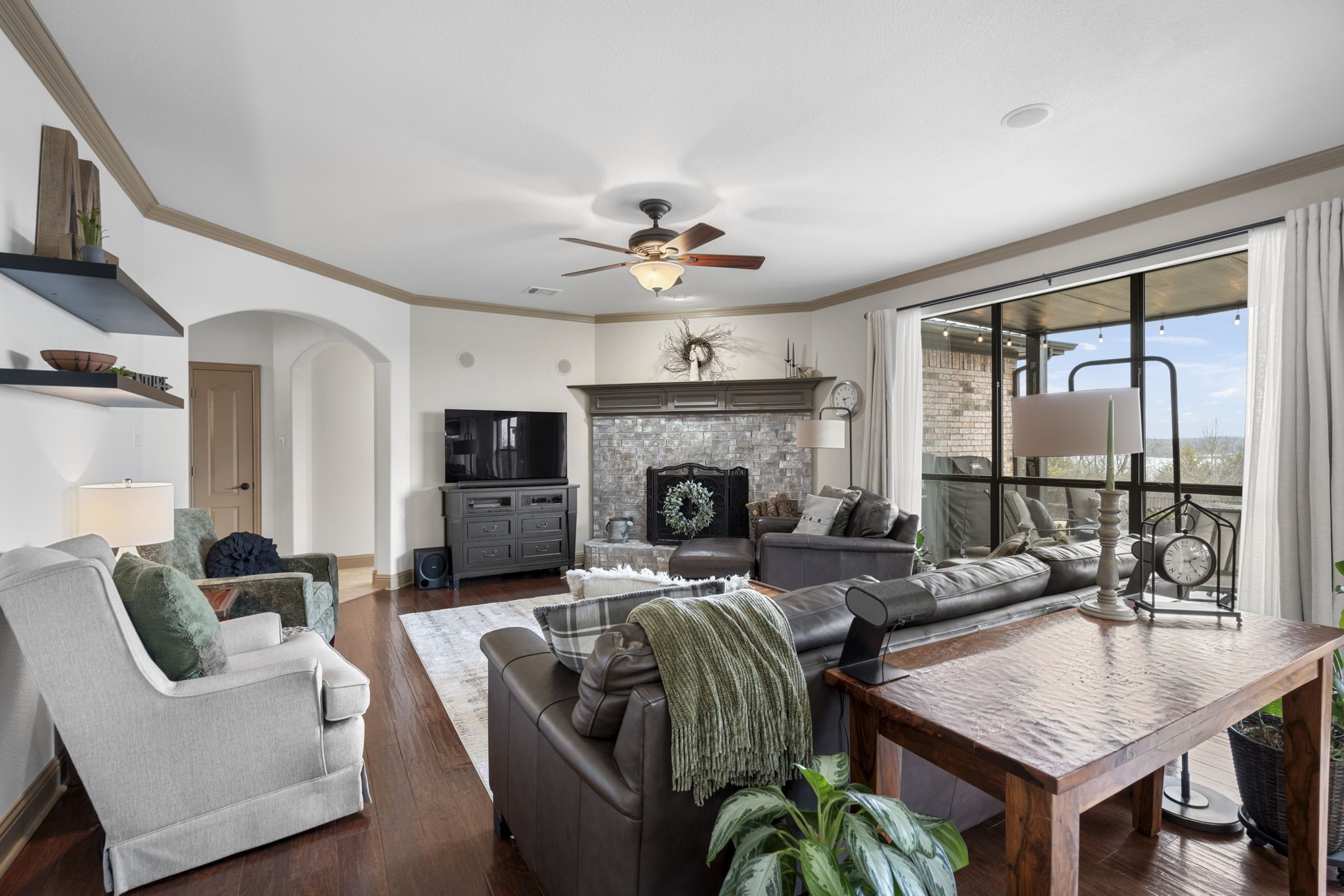 1017 Hilltop Drive