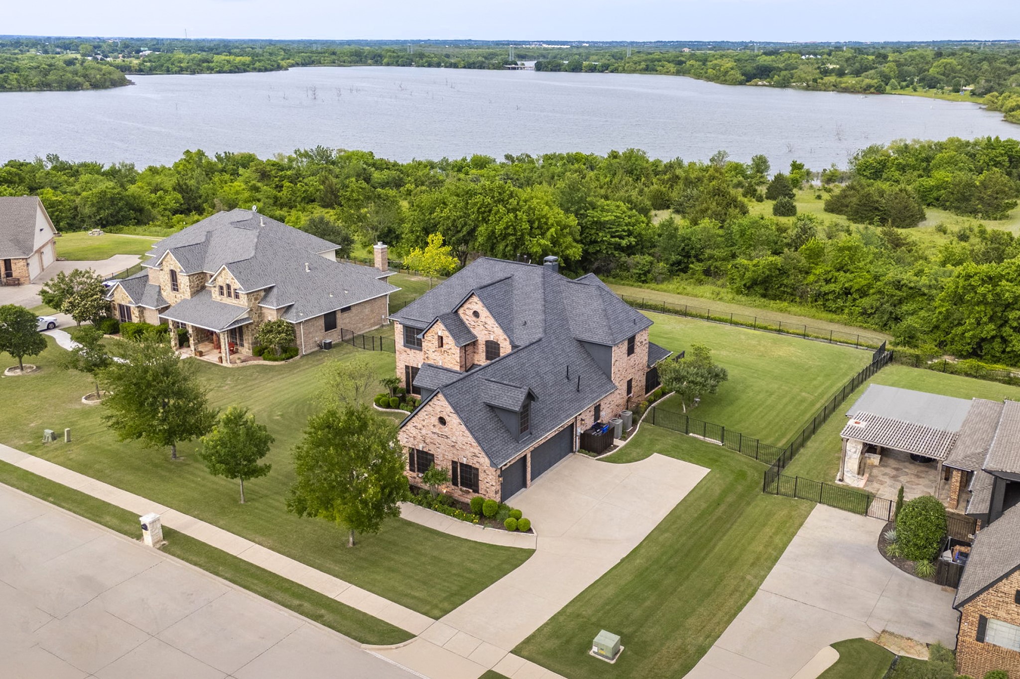 1017 Hilltop Drive