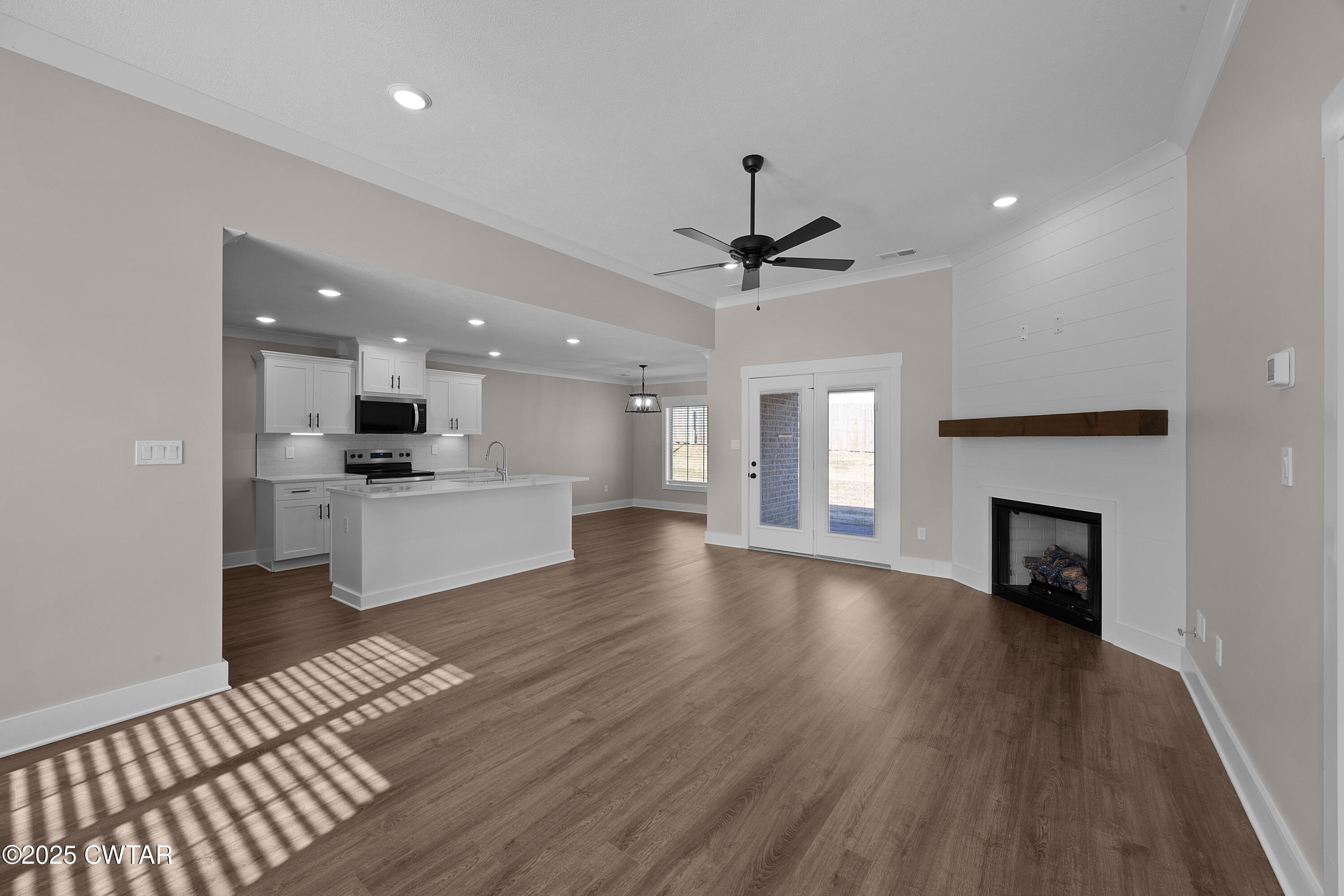 403 Fairway Boulevard