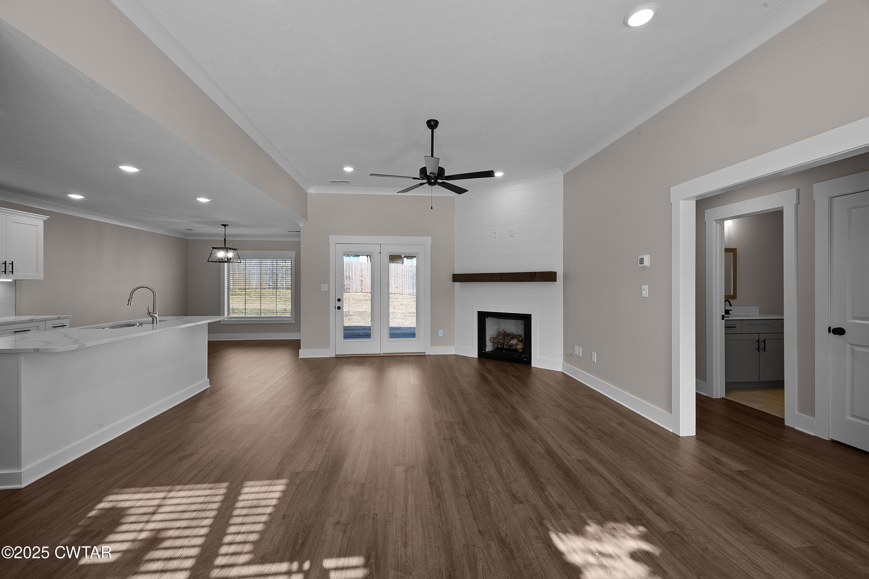 403 Fairway Boulevard