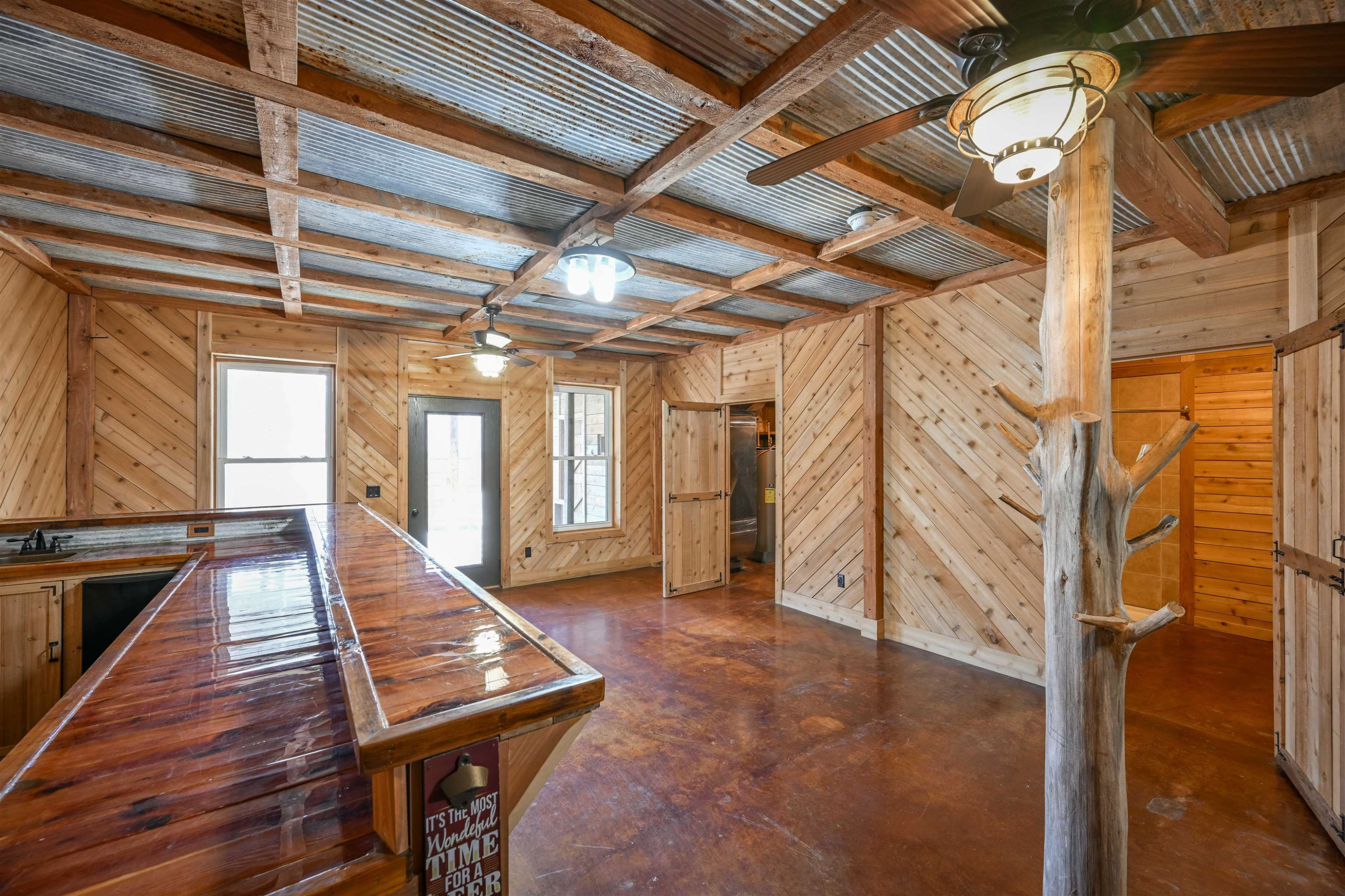 576 Ridgeway Road