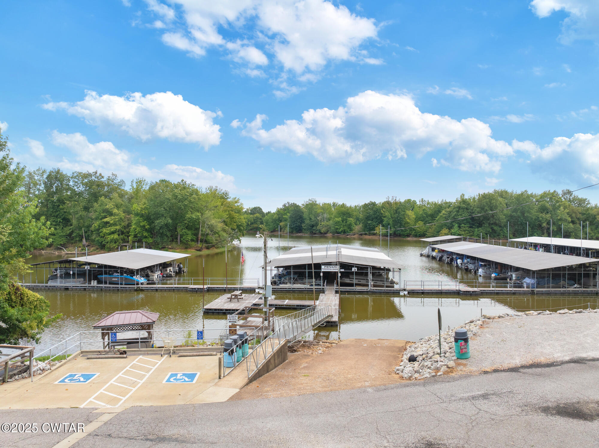 576 Ridgeway Road