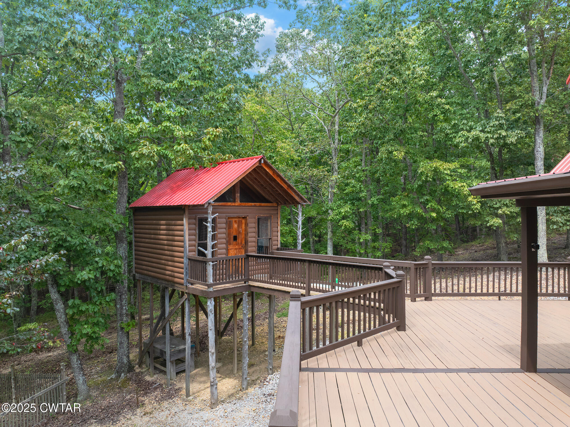 576 Ridgeway Road