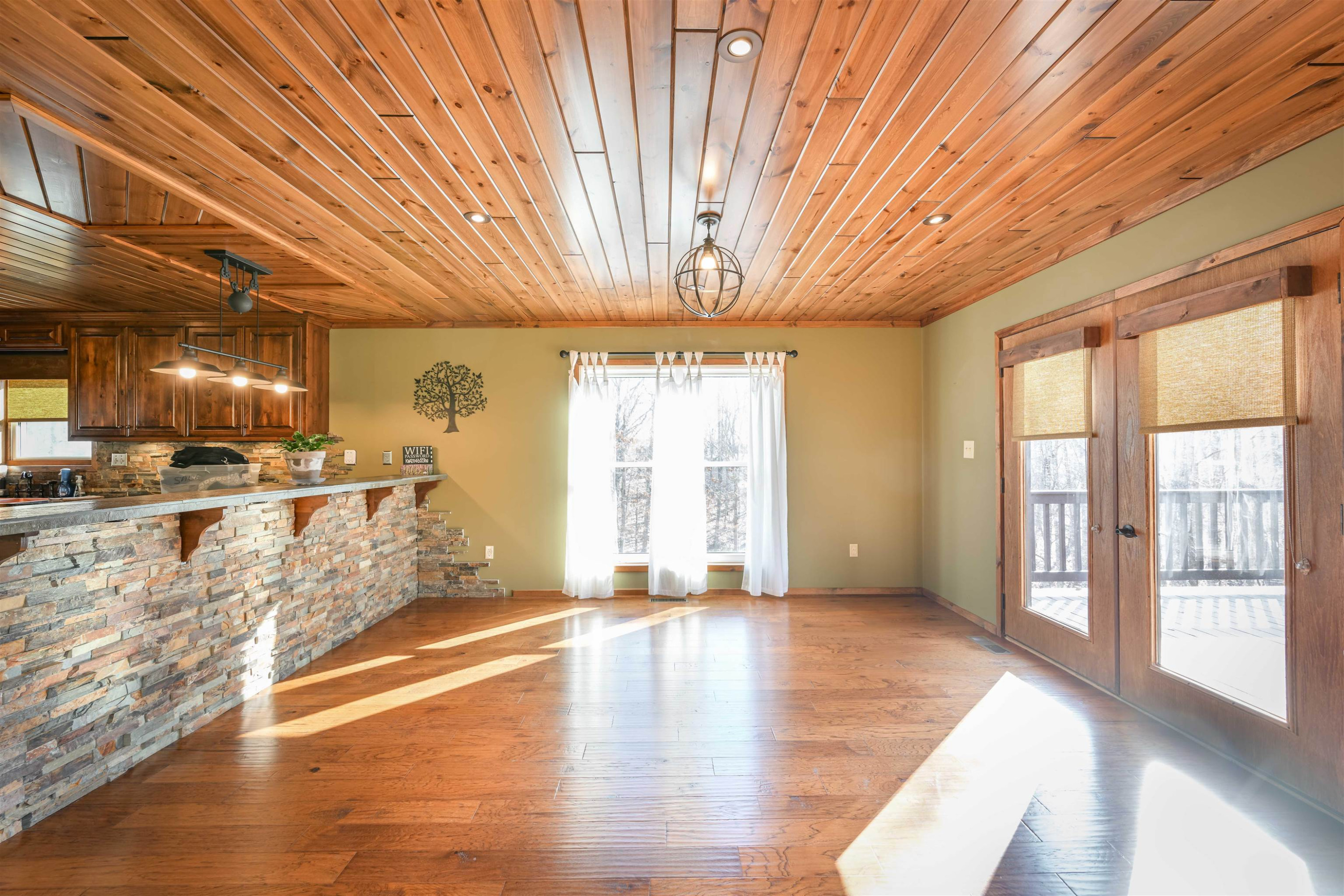 576 Ridgeway Road