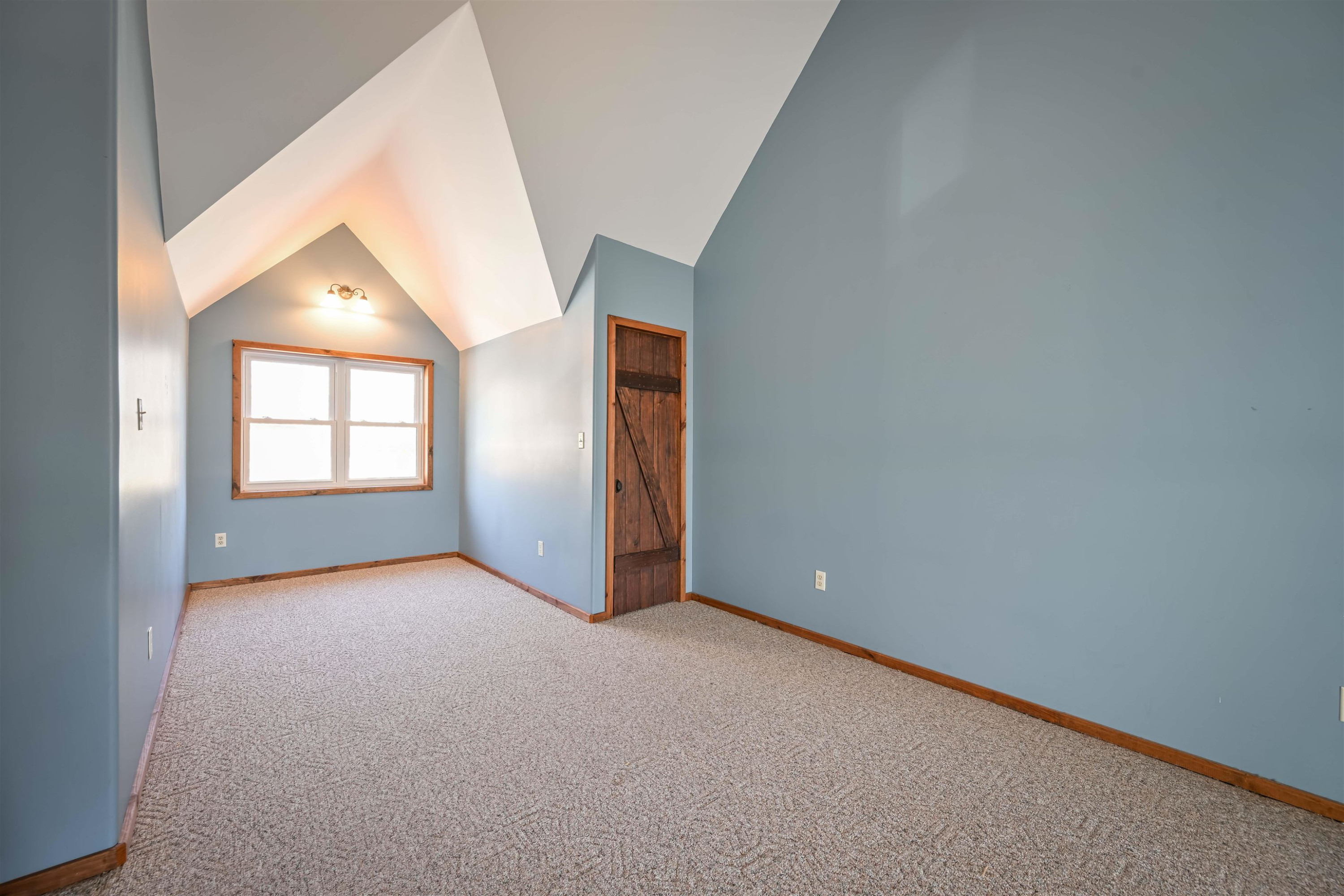 576 Ridgeway Road