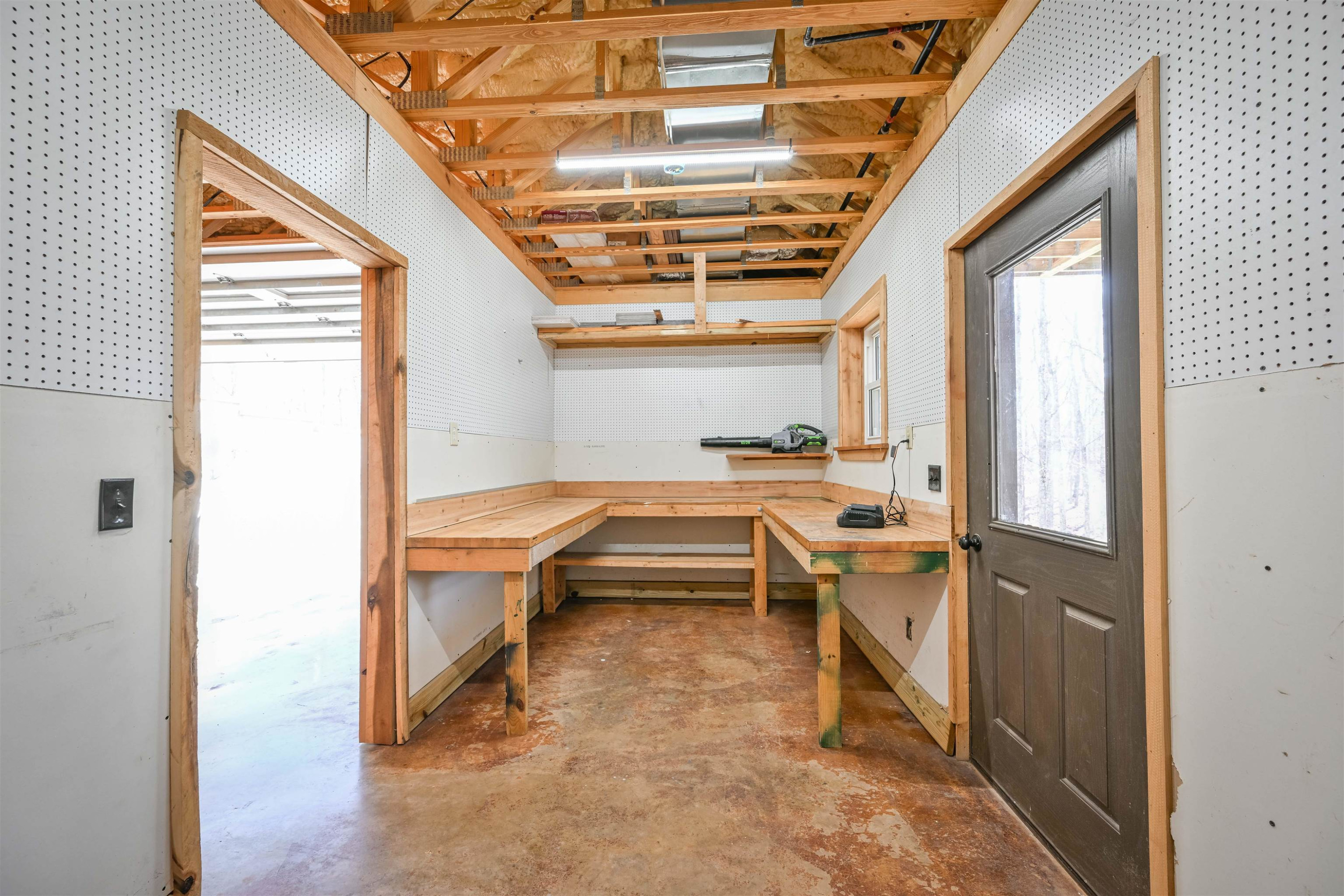 576 Ridgeway Road
