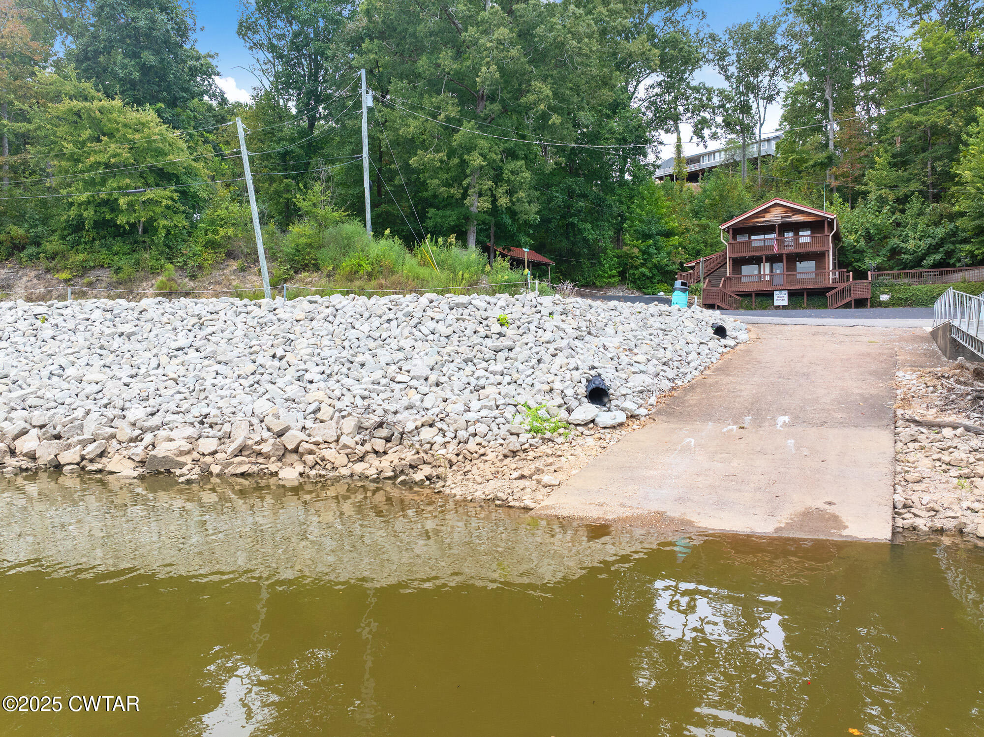 576 Ridgeway Road