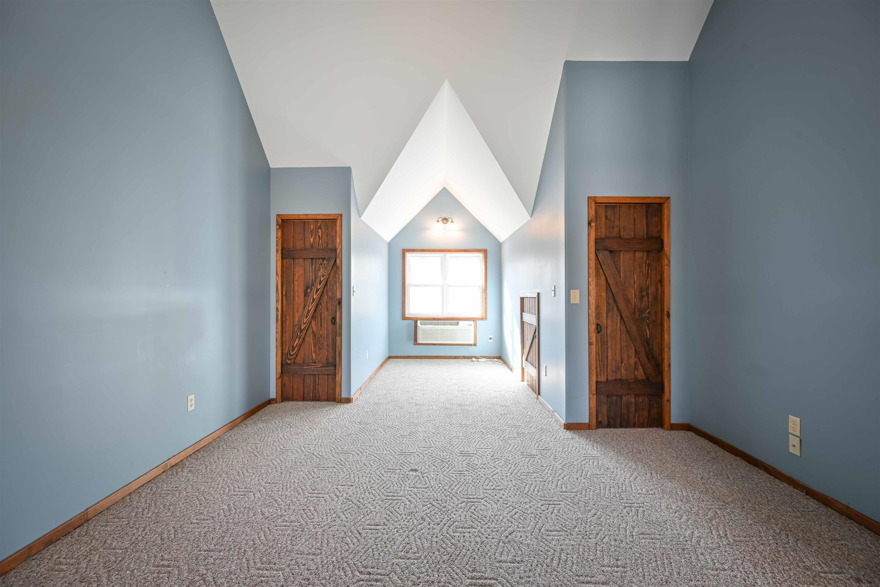 576 Ridgeway Road