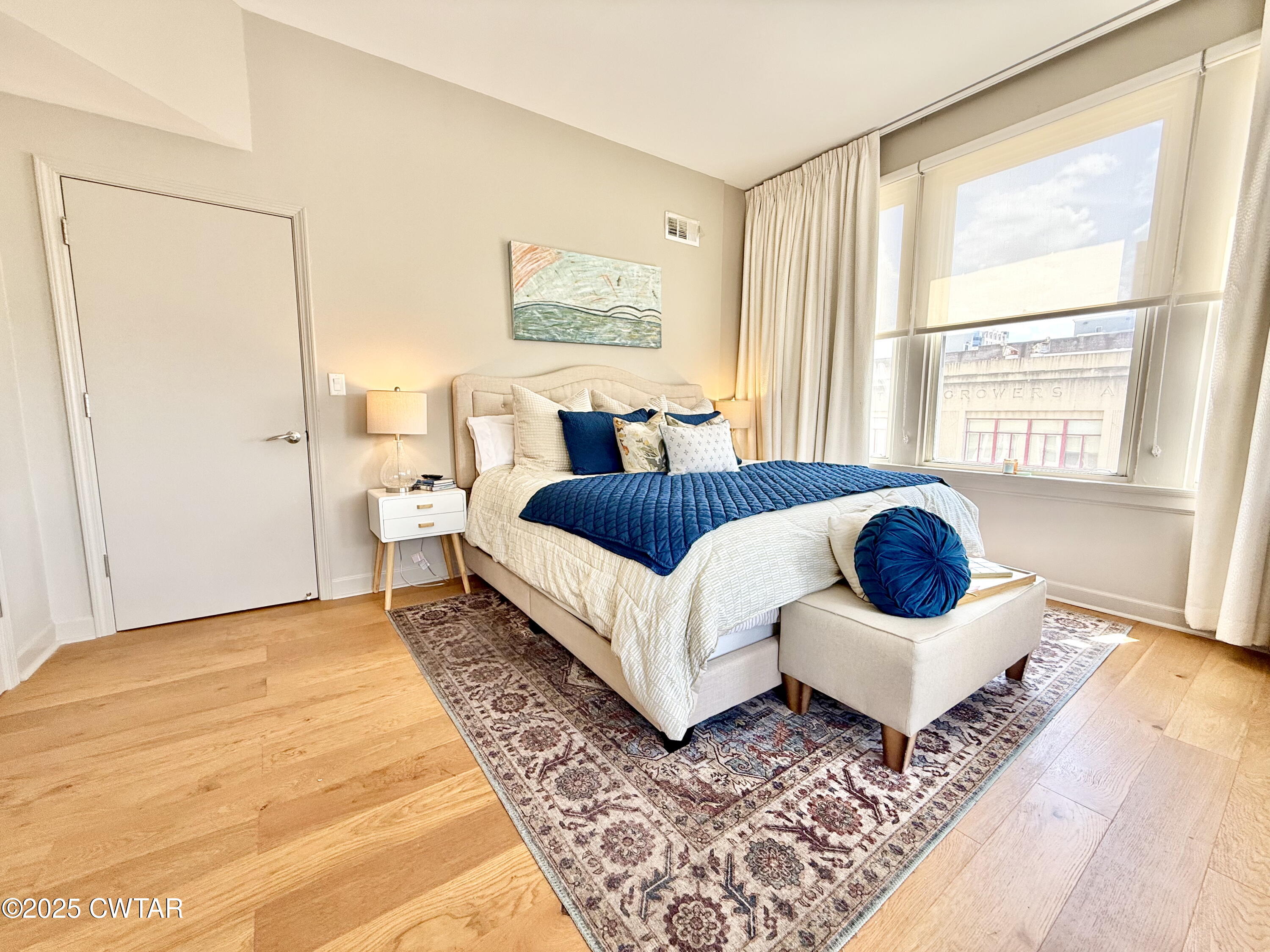 66 Monroe Avenue, 302