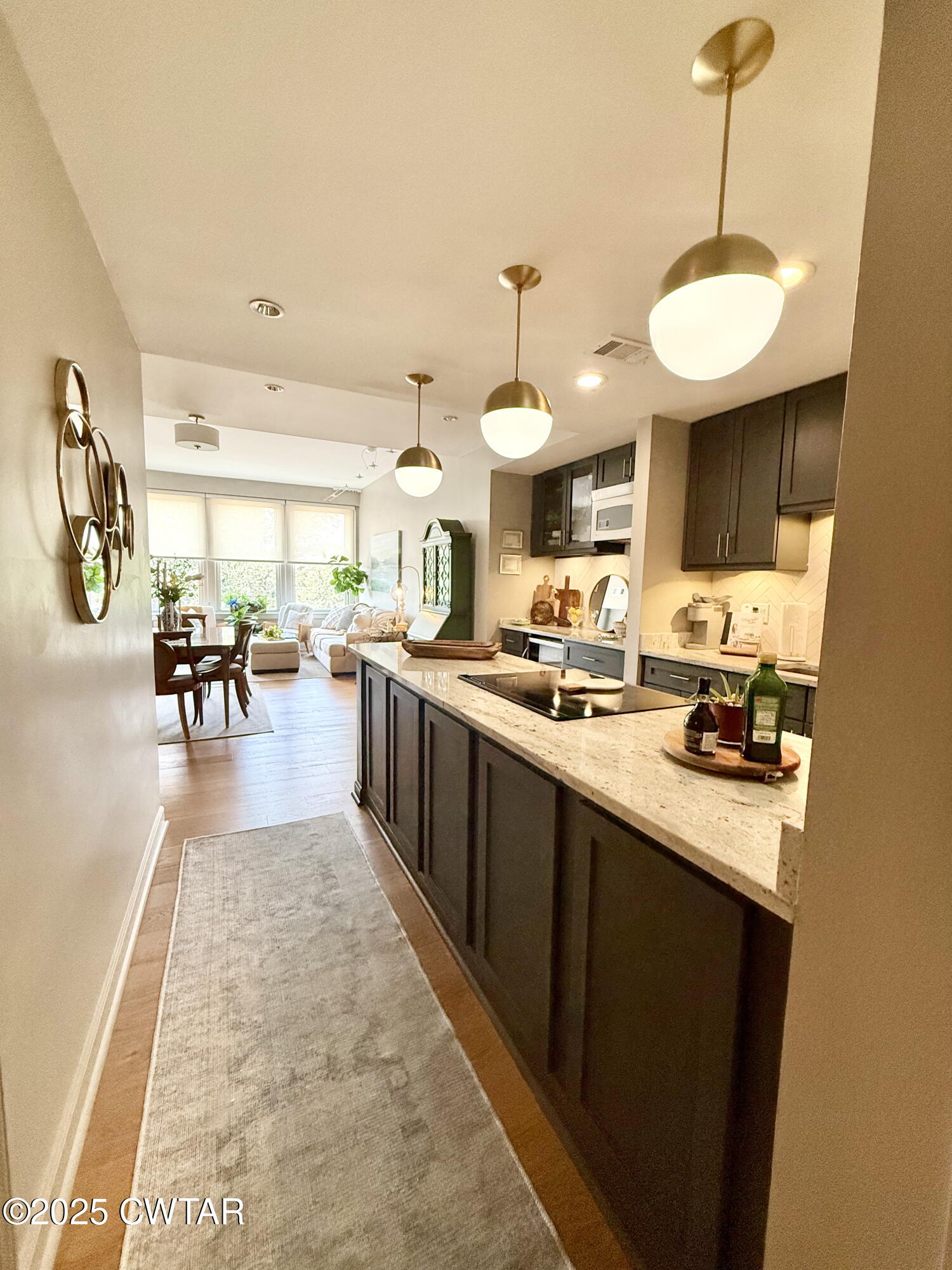 66 Monroe Avenue, 302