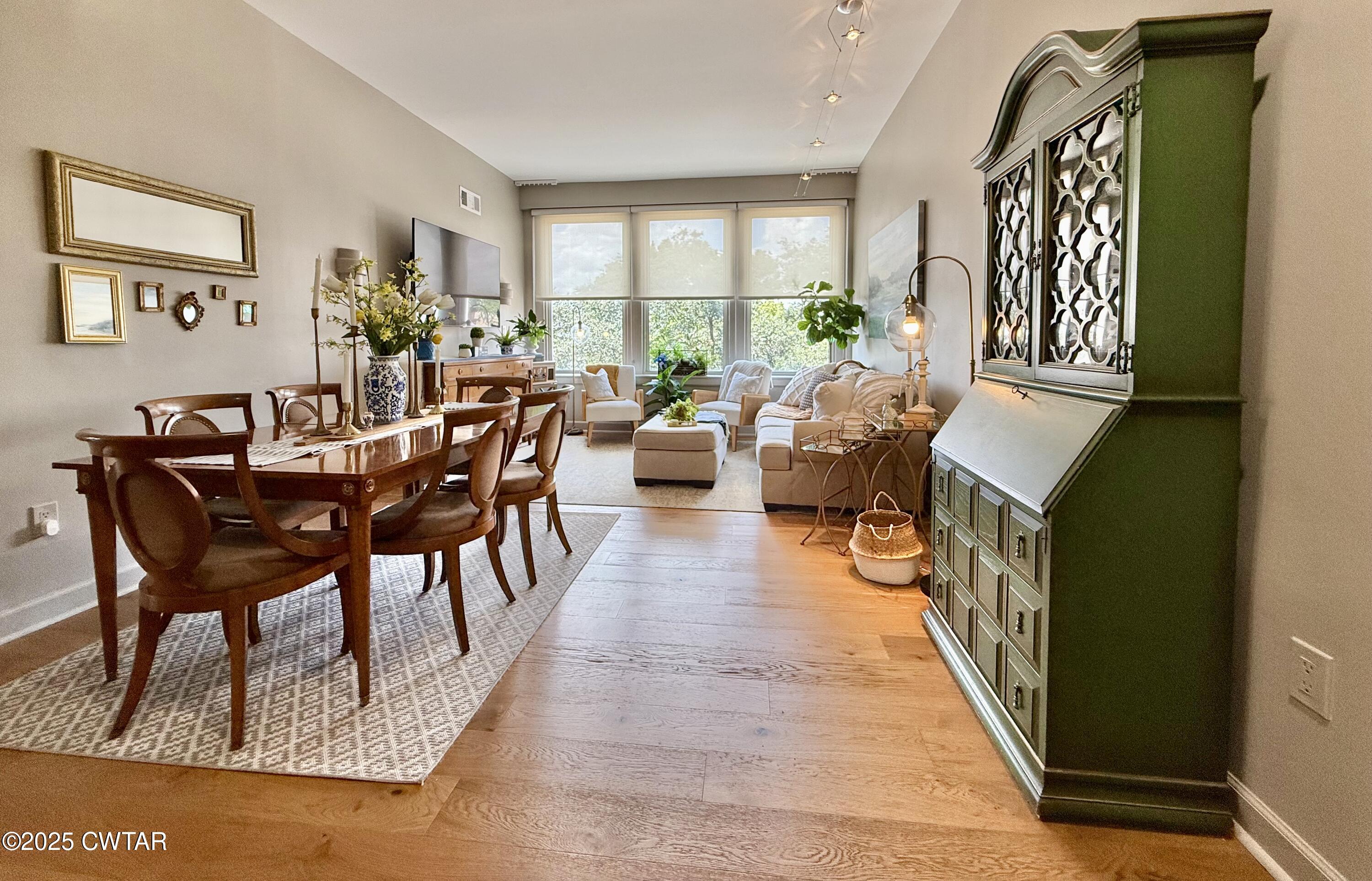 66 Monroe Avenue, 302