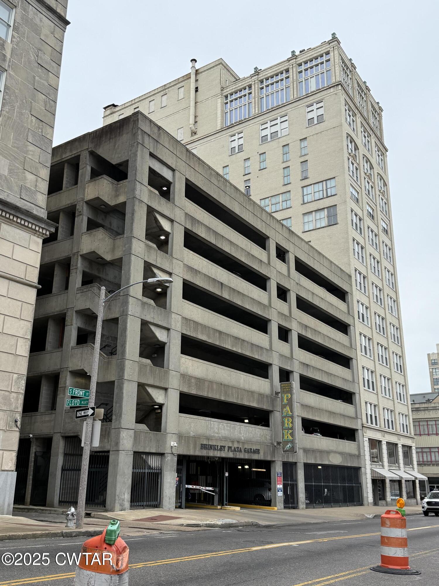 66 Monroe Avenue, 302