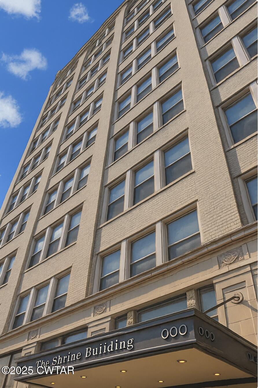 66 Monroe Avenue, 302