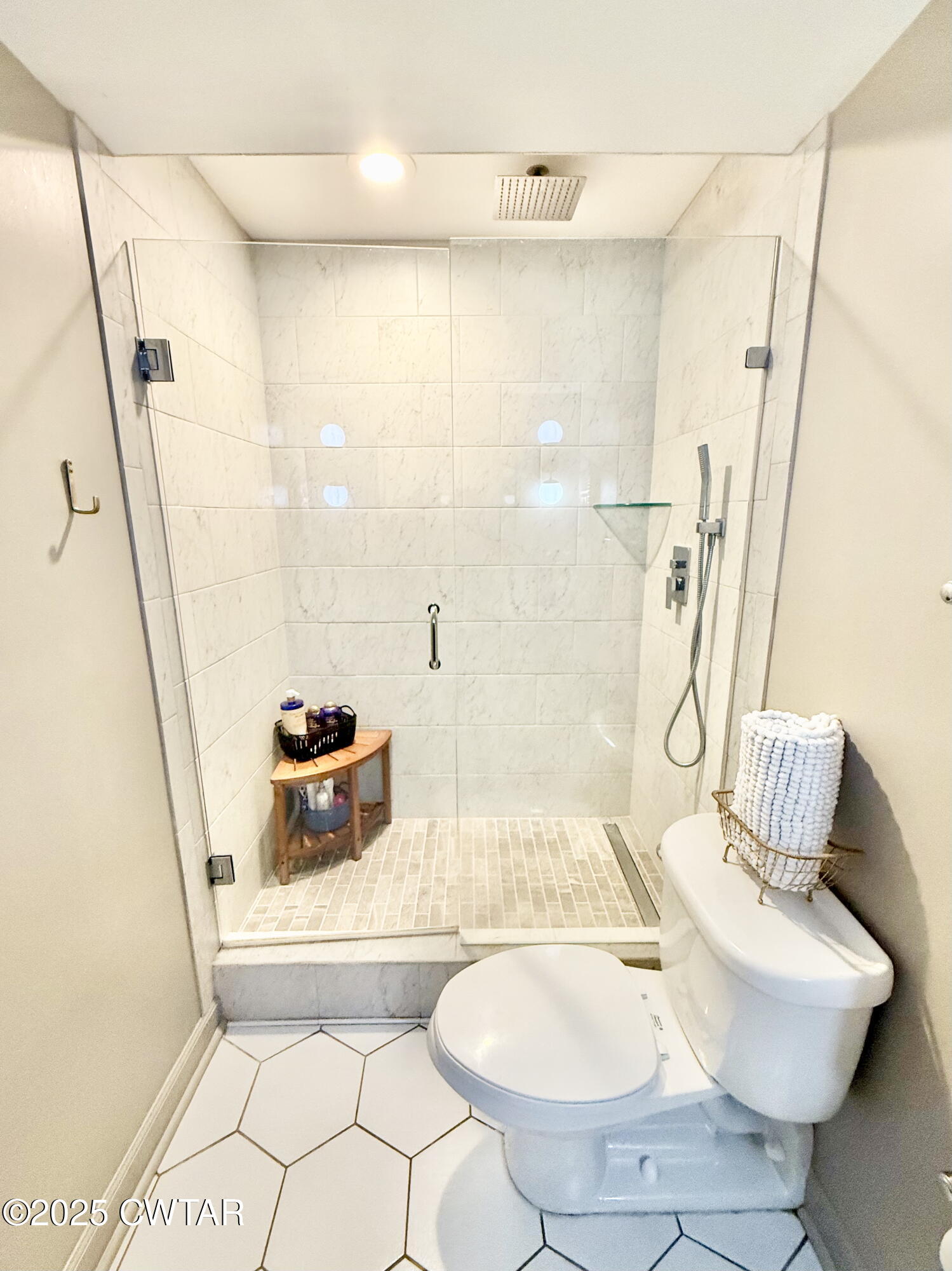 66 Monroe Avenue, 302