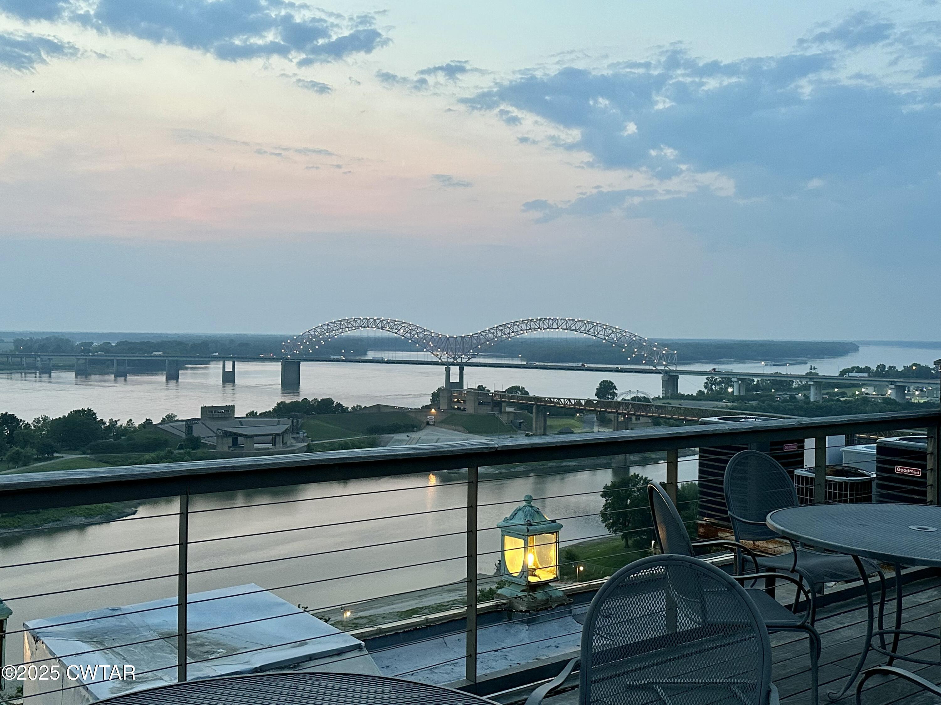 66 Monroe Avenue, 302