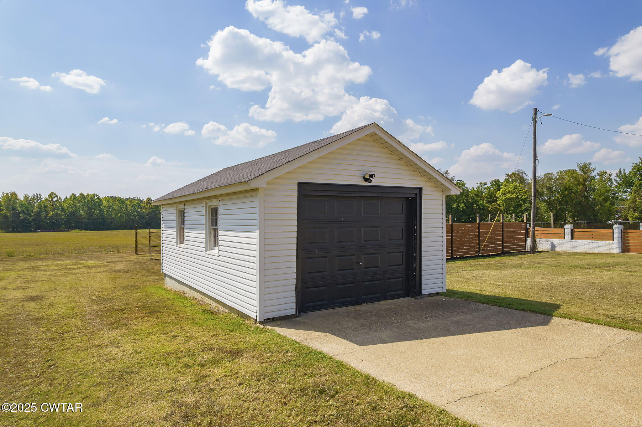 115 Dyer Highway