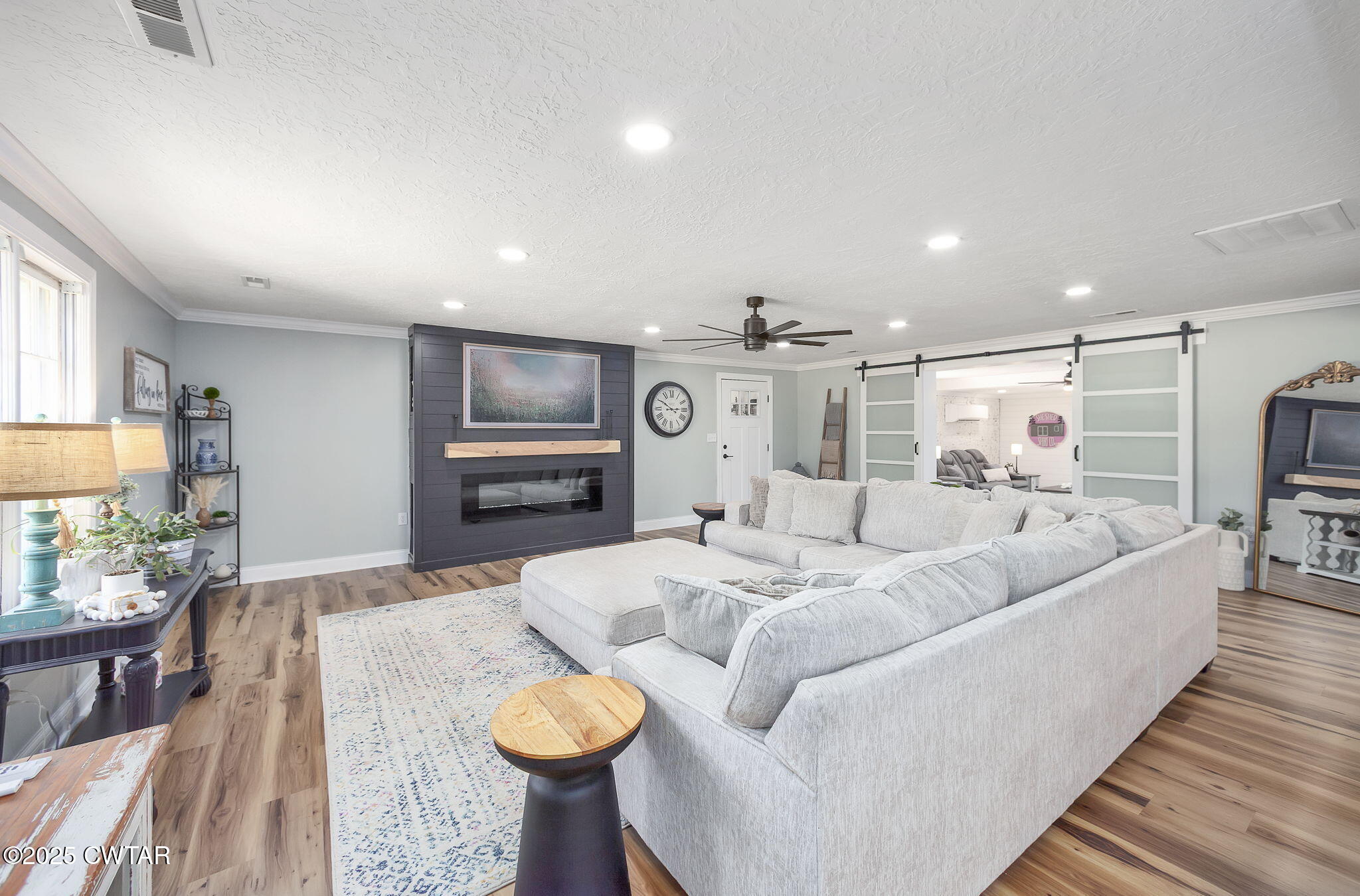 115 Dyer Highway