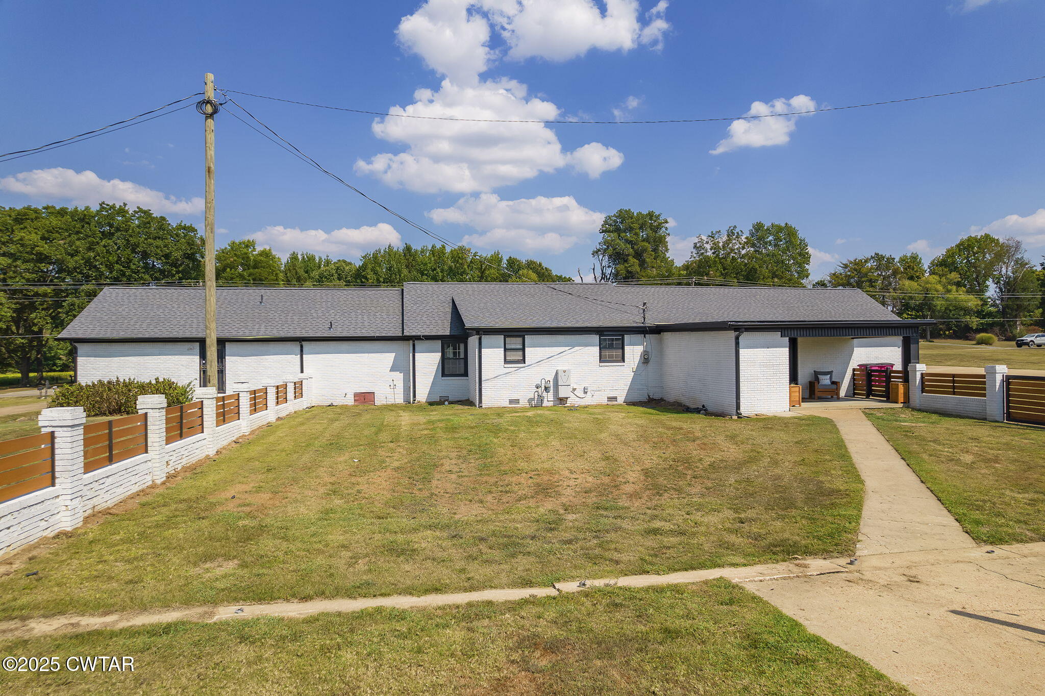 115 Dyer Highway