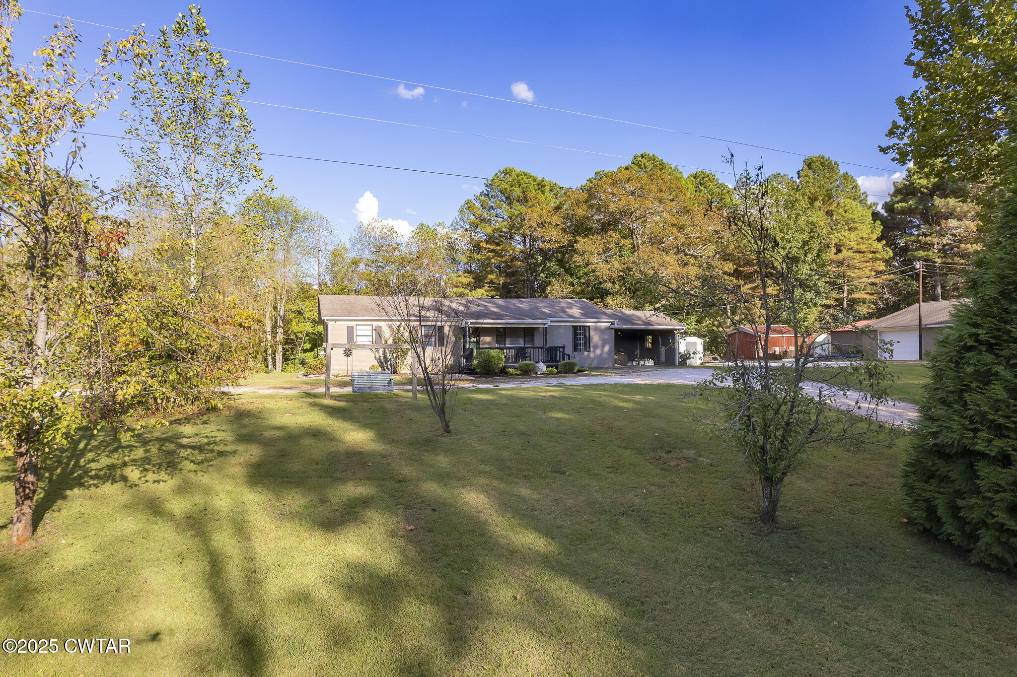 2735 Blue Goose Road