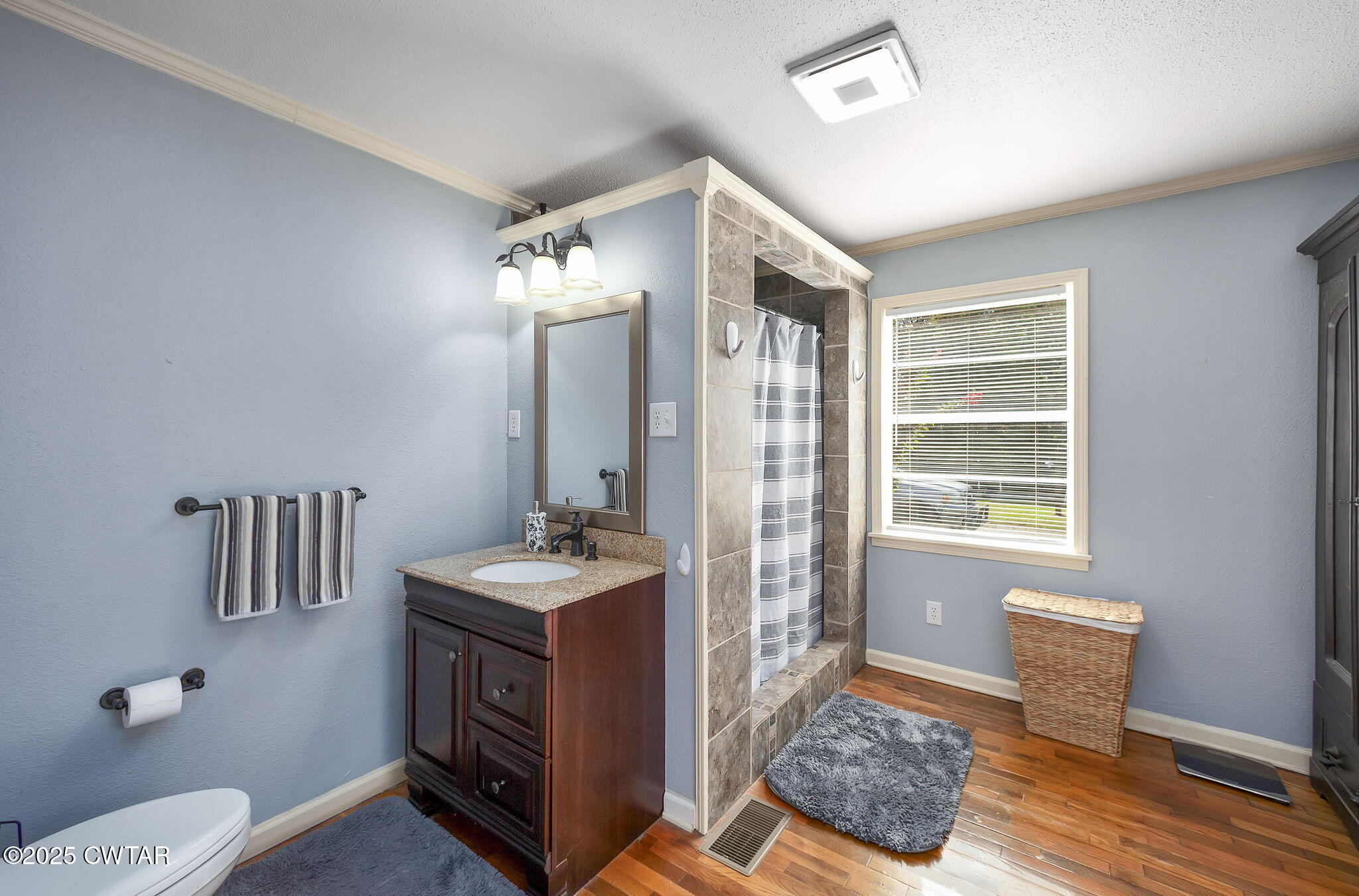 2735 Blue Goose Road