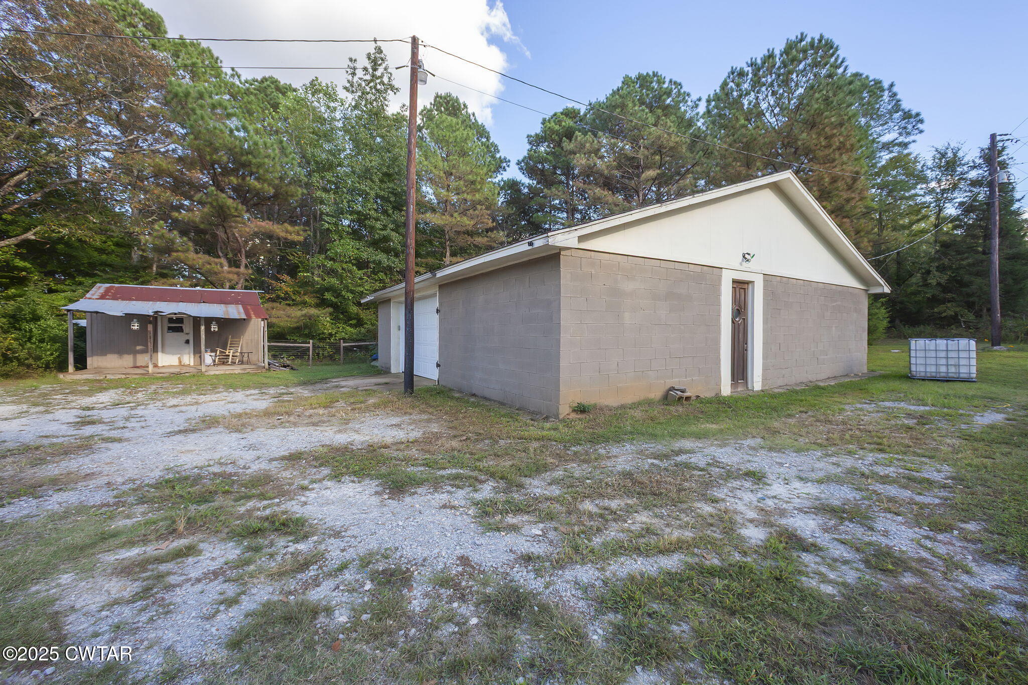 2735 Blue Goose Road