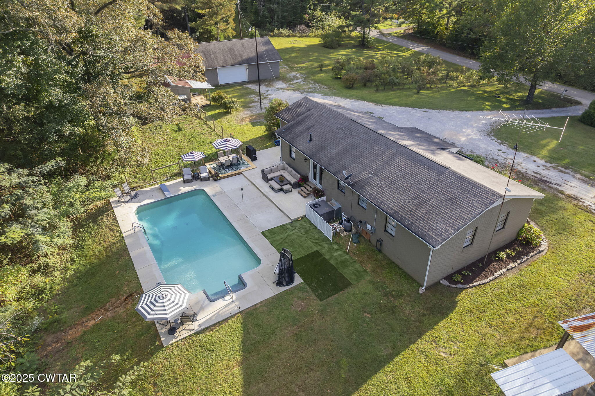 2735 Blue Goose Road