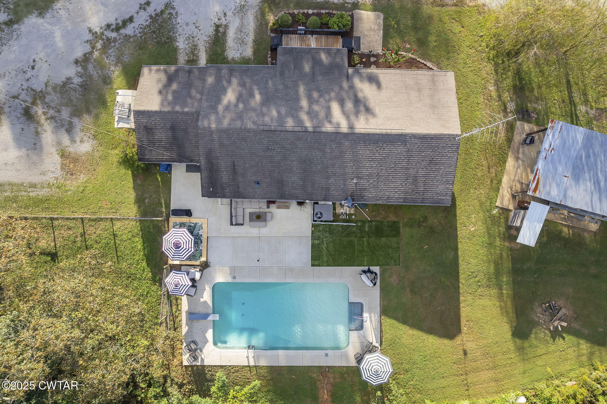 2735 Blue Goose Road