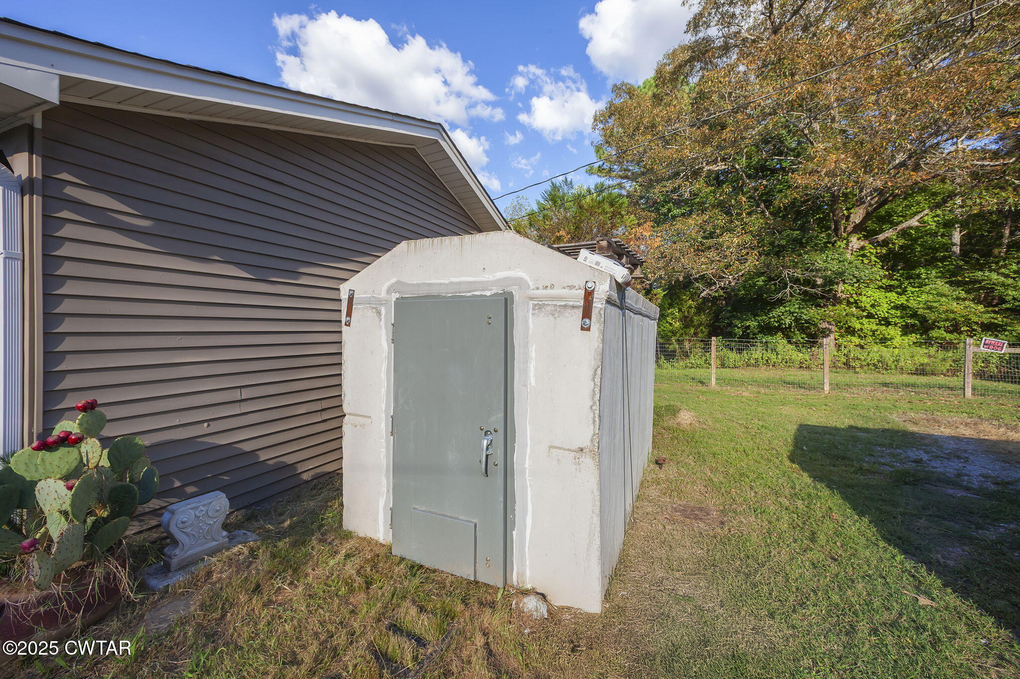 2735 Blue Goose Road