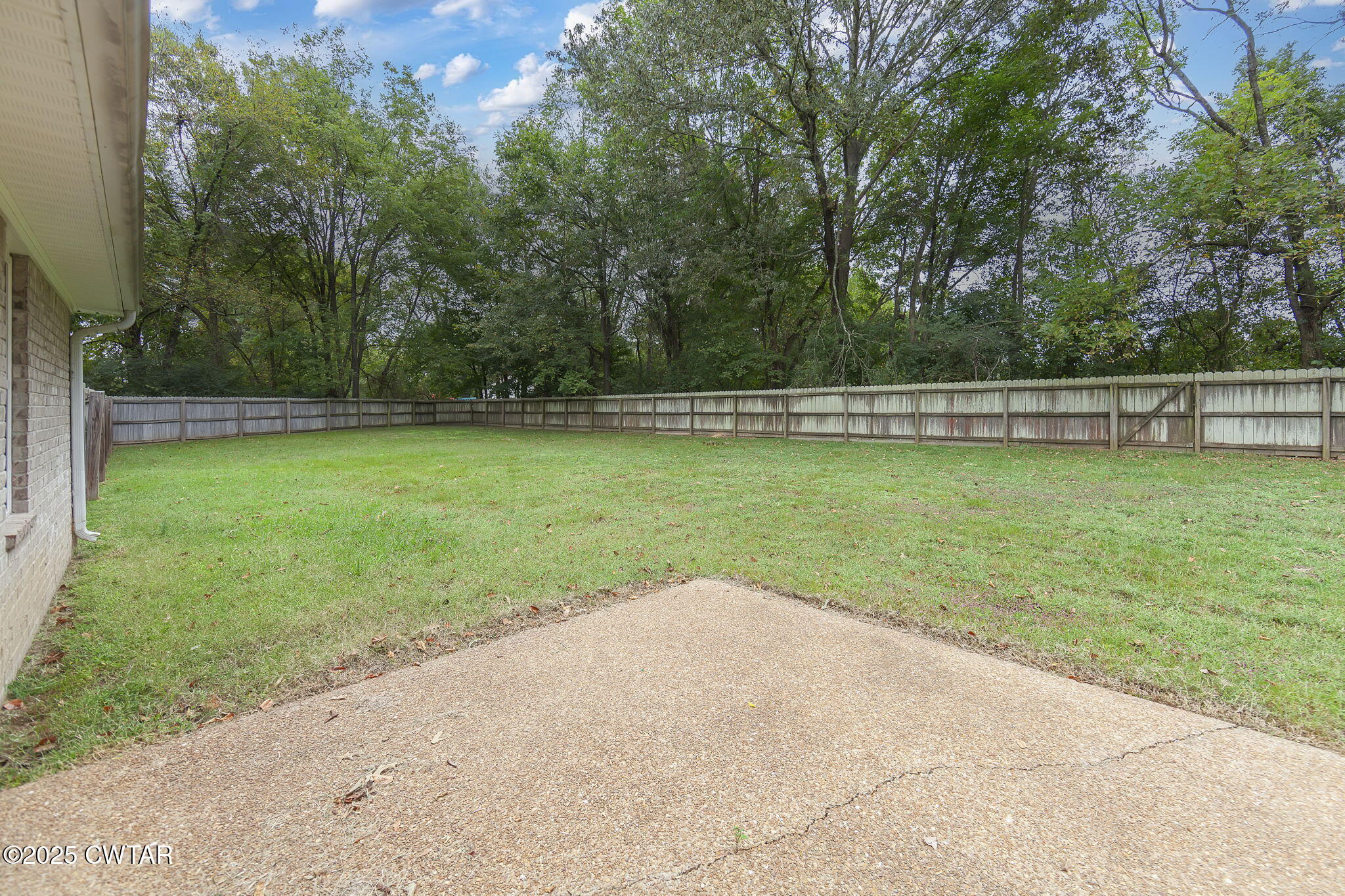 5987 Creekside Drive