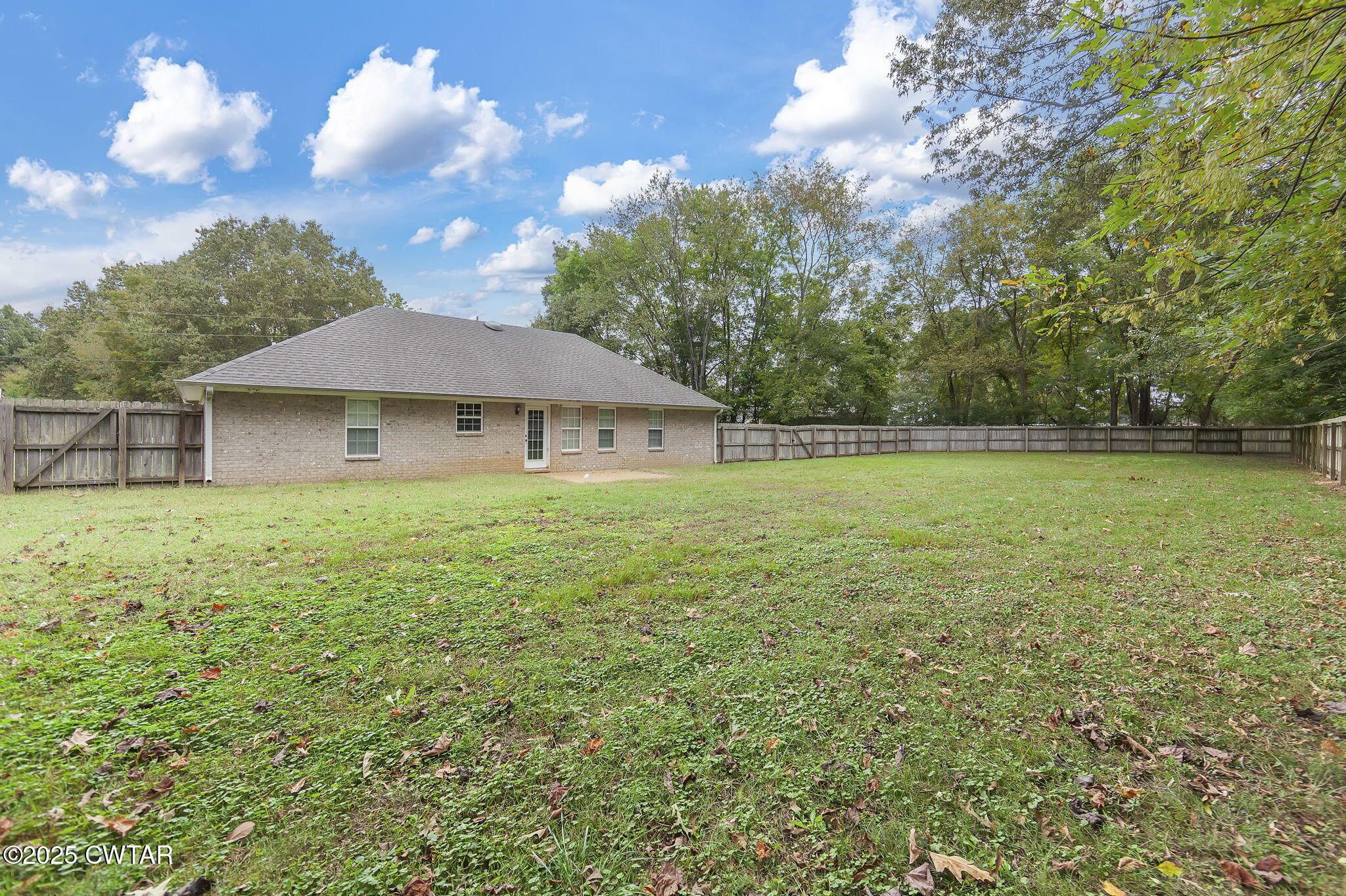 5987 Creekside Drive