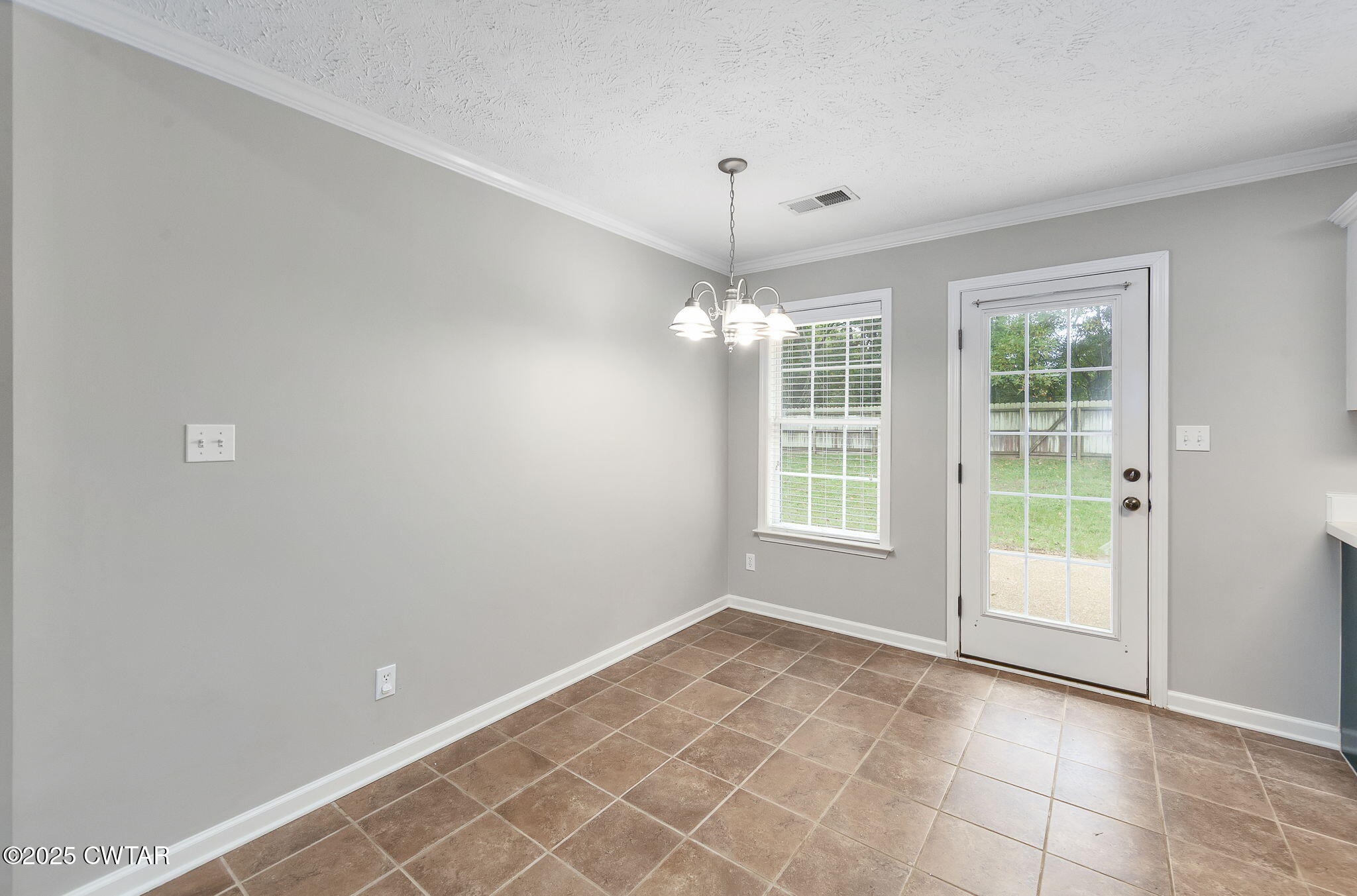 5987 Creekside Drive