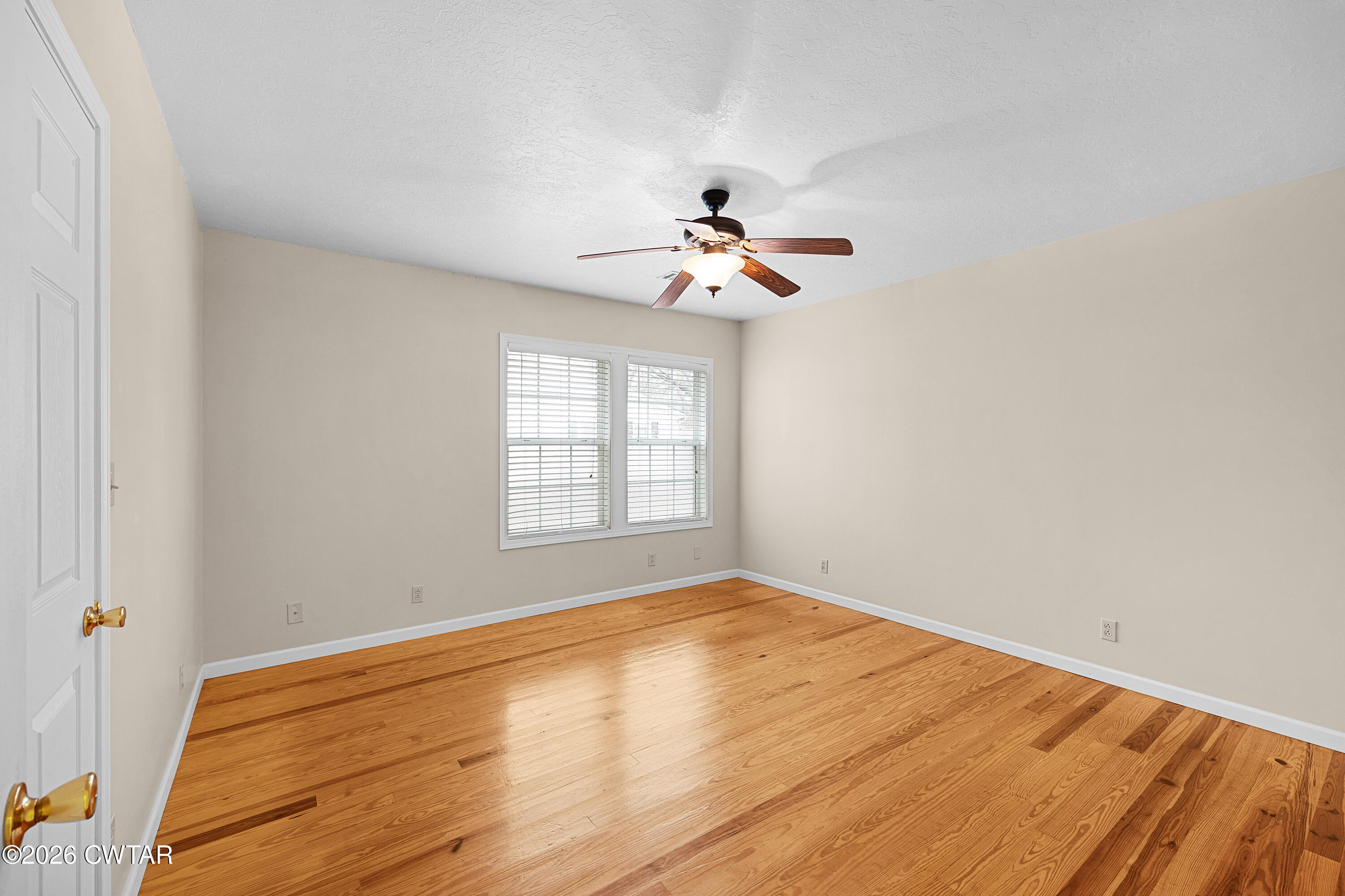 300 W 5th Street