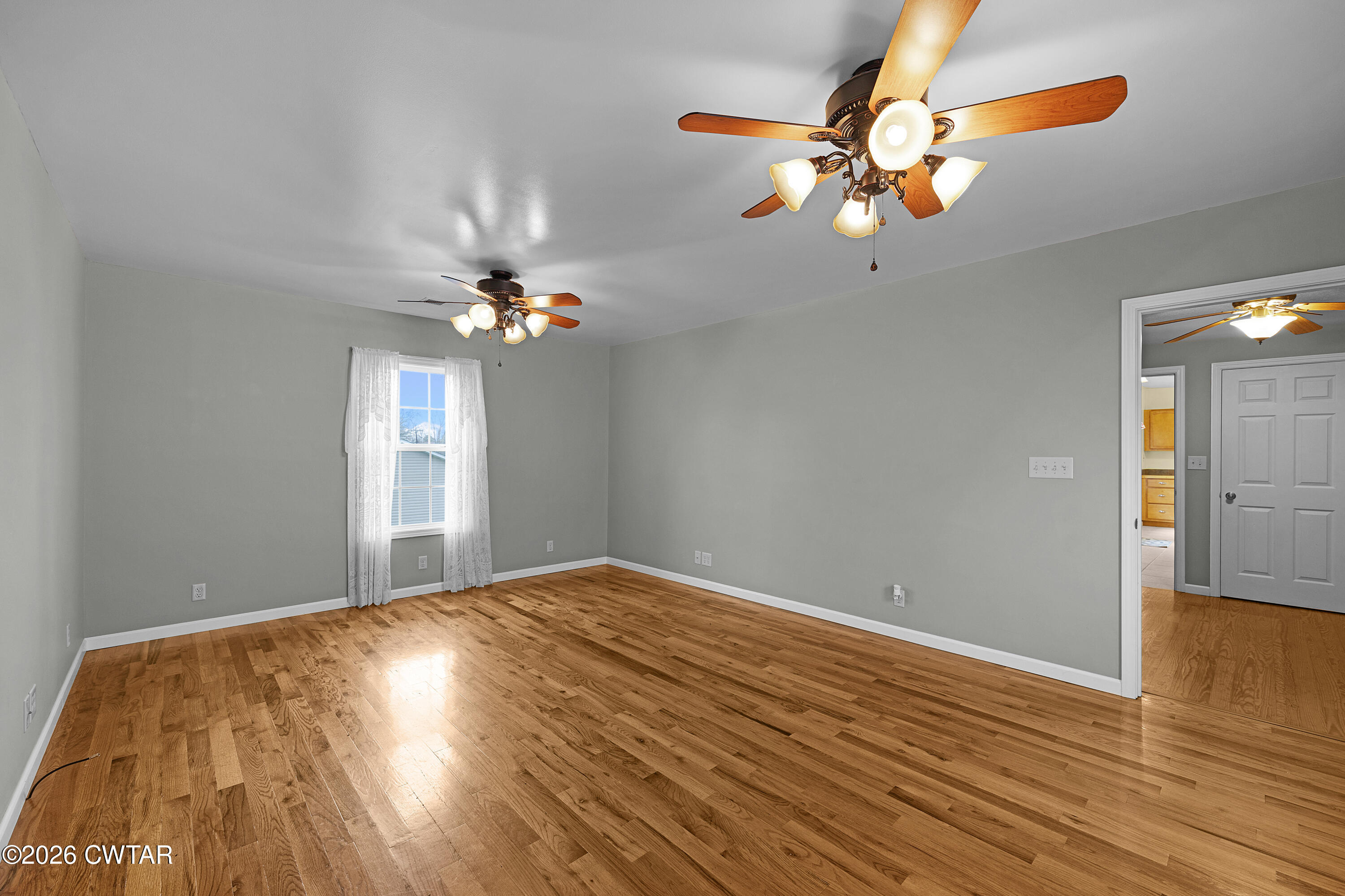 300 W 5th Street