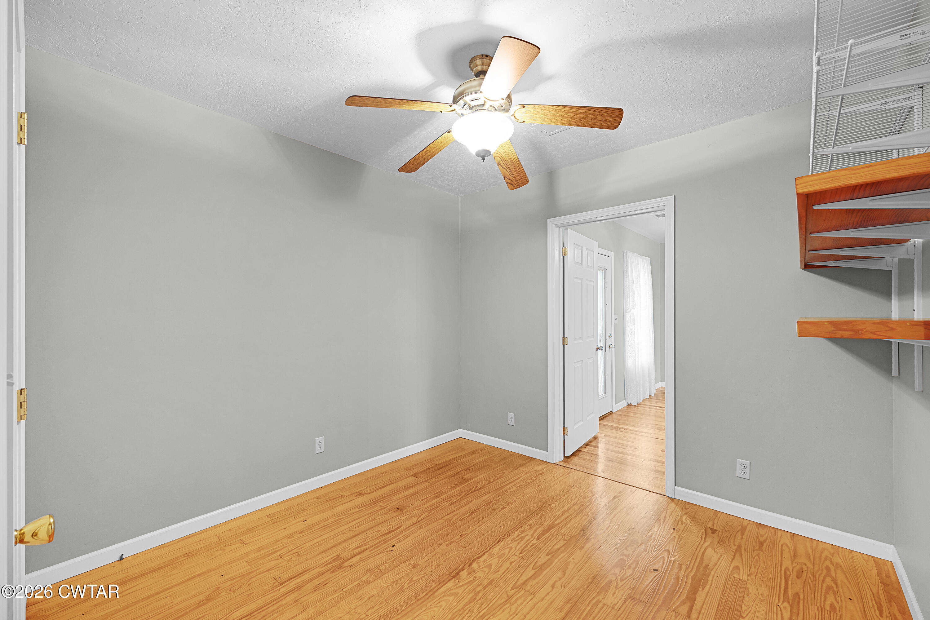 300 W 5th Street