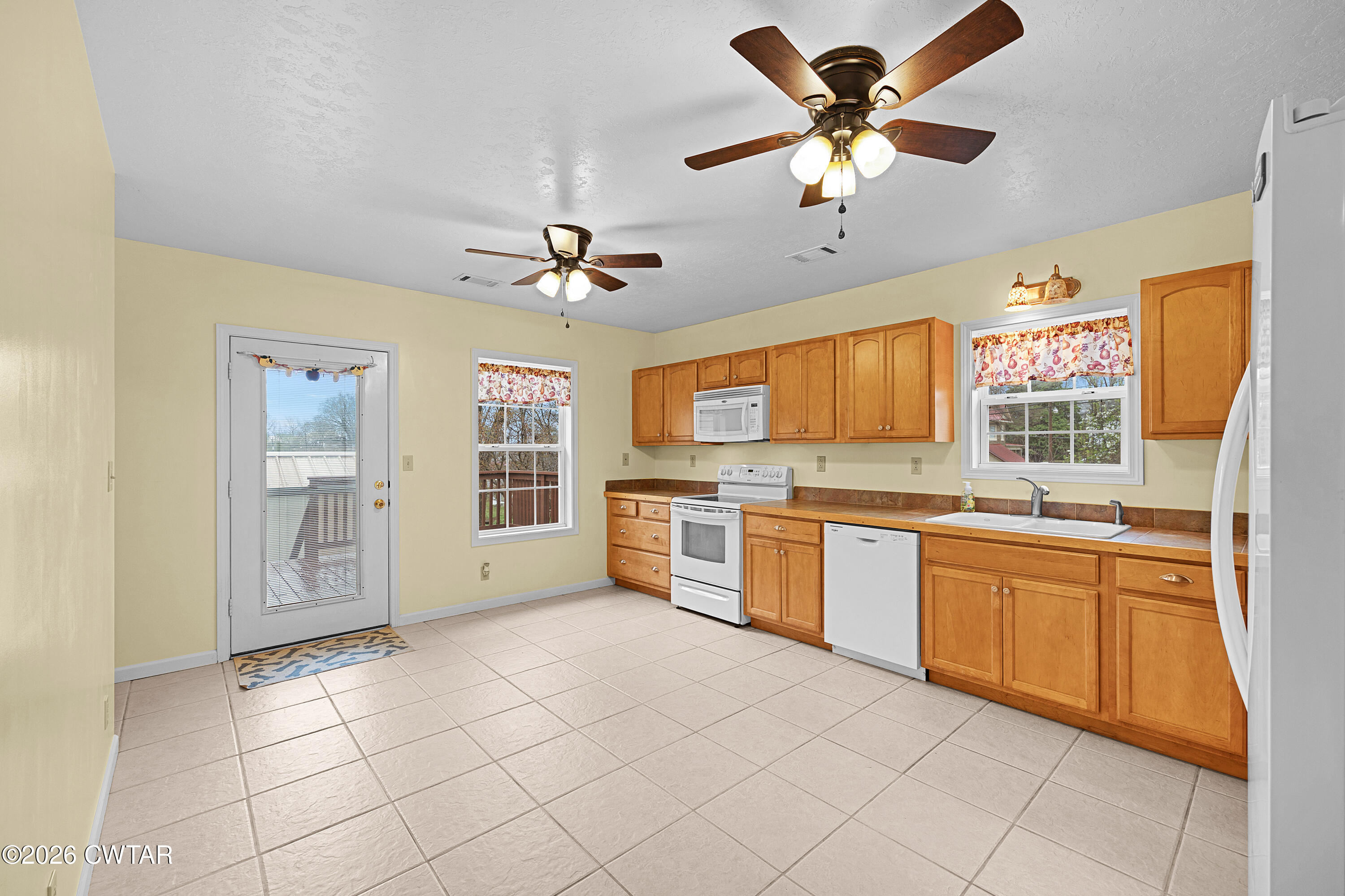 300 W 5th Street