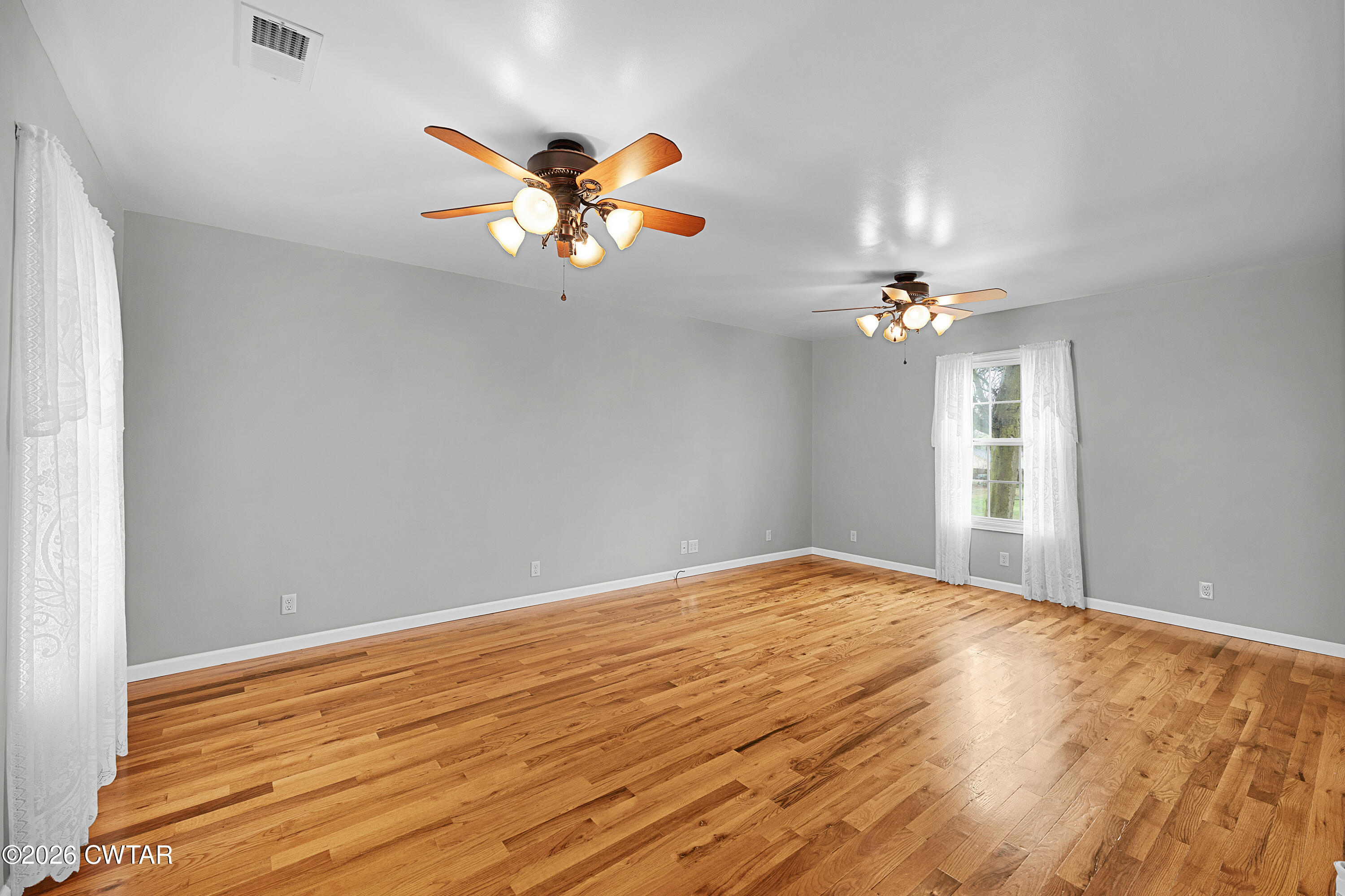 300 W 5th Street