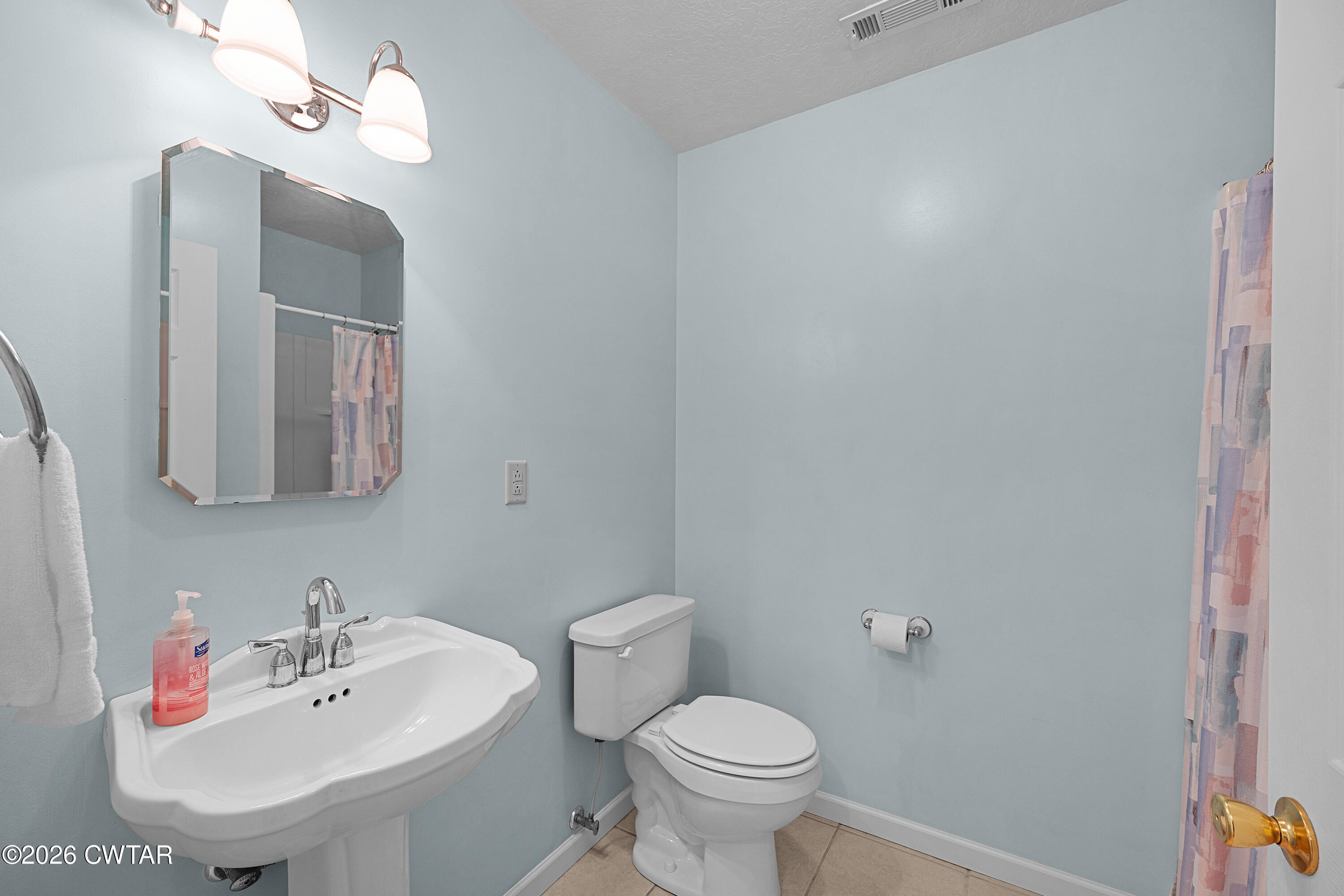 300 W 5th Street