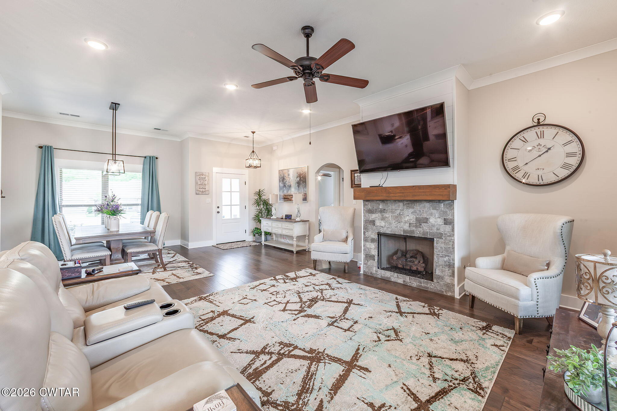 86 White Birch Drive