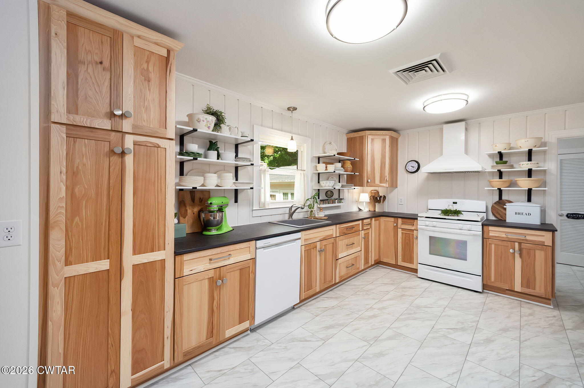 2 Sherwood Place