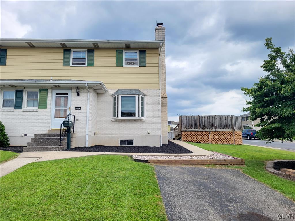 3001 Eisenhower Drive