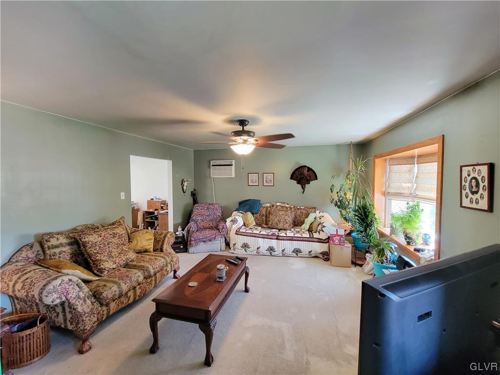 3001 Eisenhower Drive