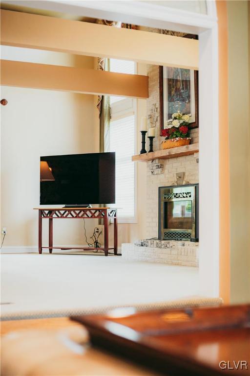1744 Cortland Lane