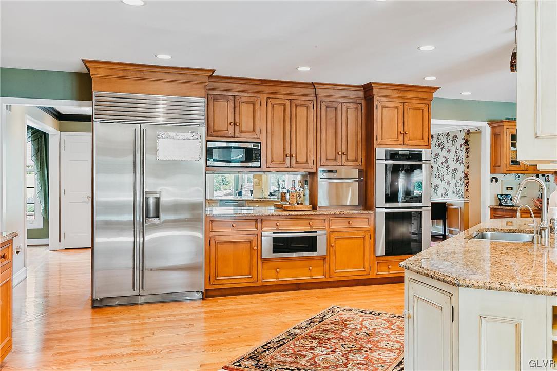 1744 Cortland Lane