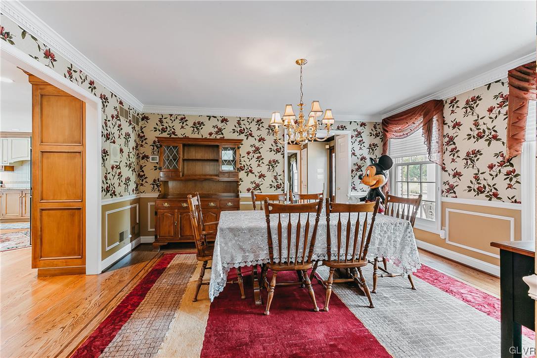 1744 Cortland Lane