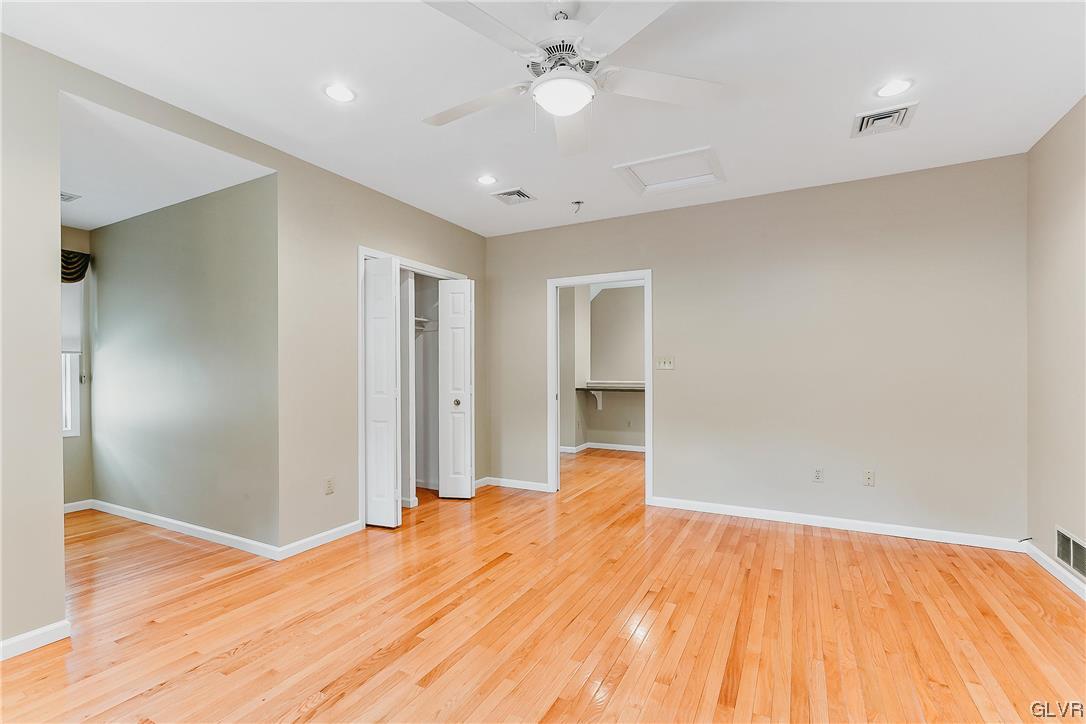 1744 Cortland Lane